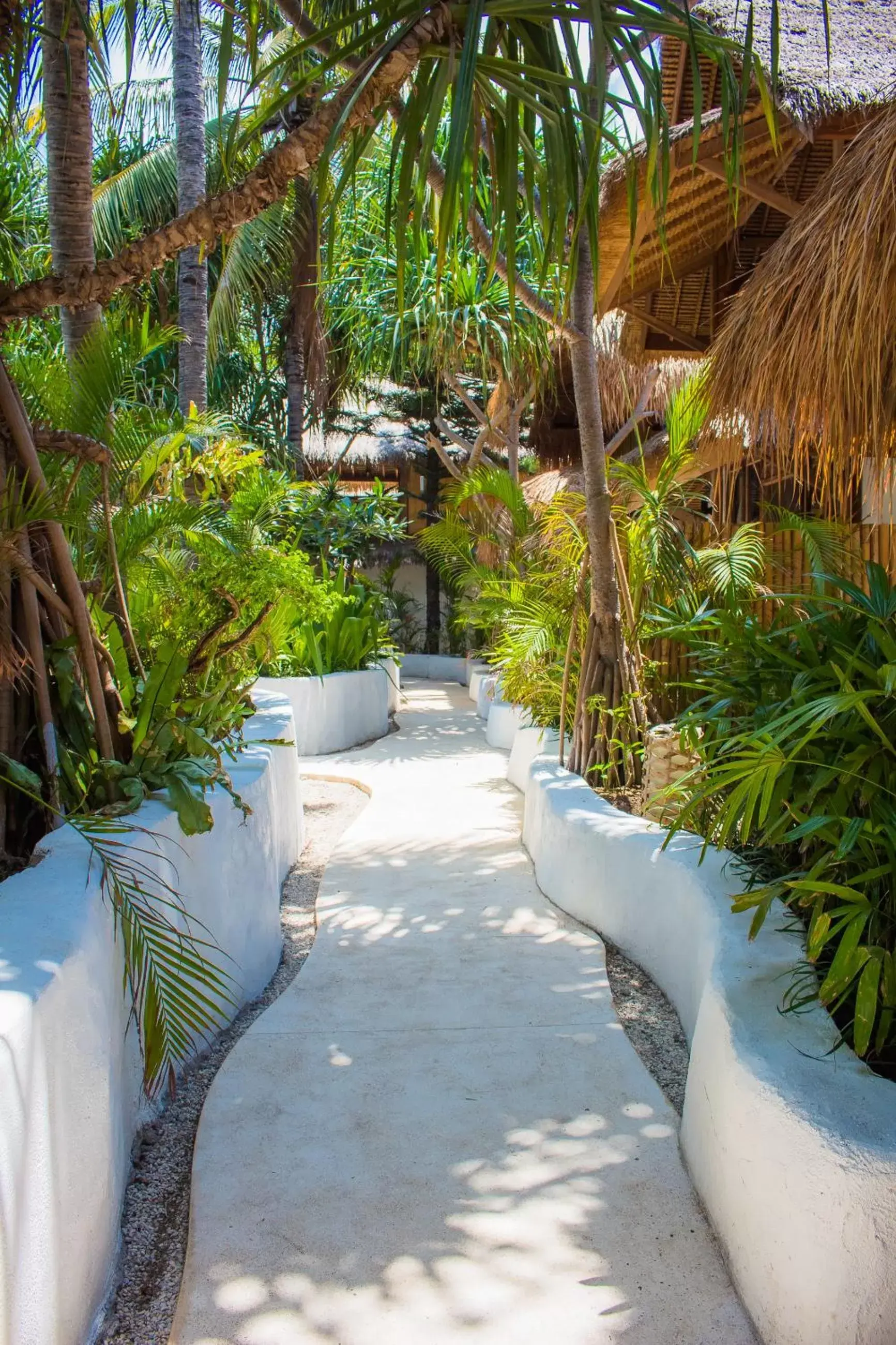 Property building in Sunrise Resort Property building in Sunrise Resort