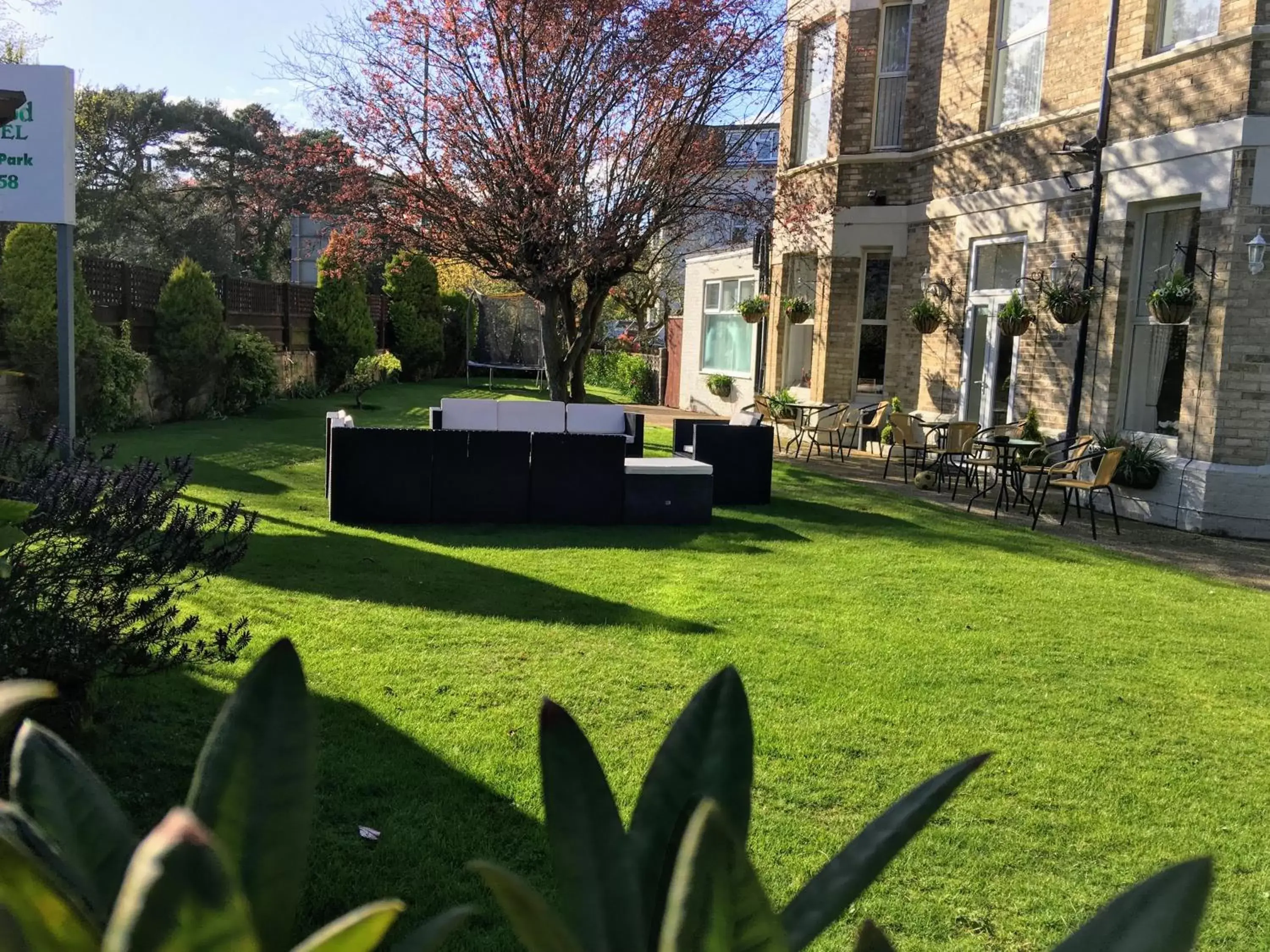 Garden in Applewood Hotel