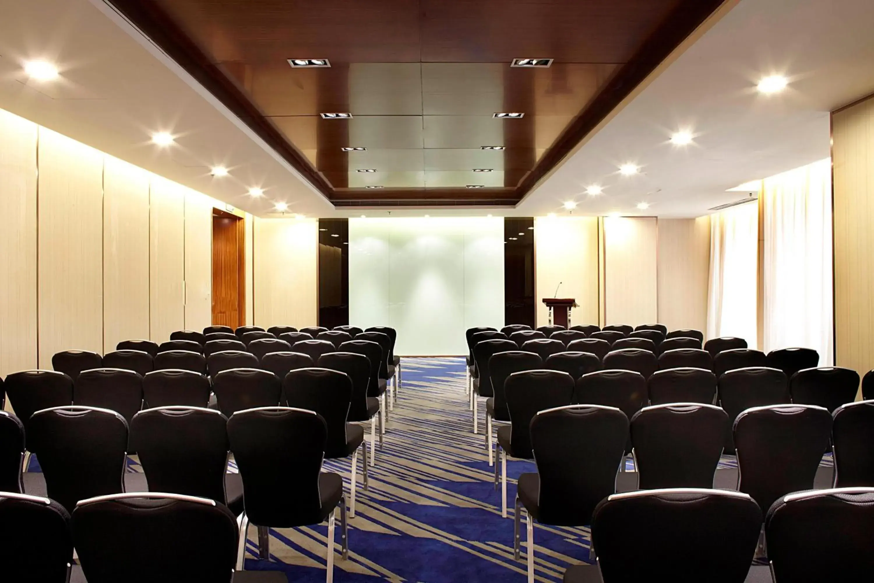 Meeting/conference room in Courtyard by Marriott Shanghai Jiading