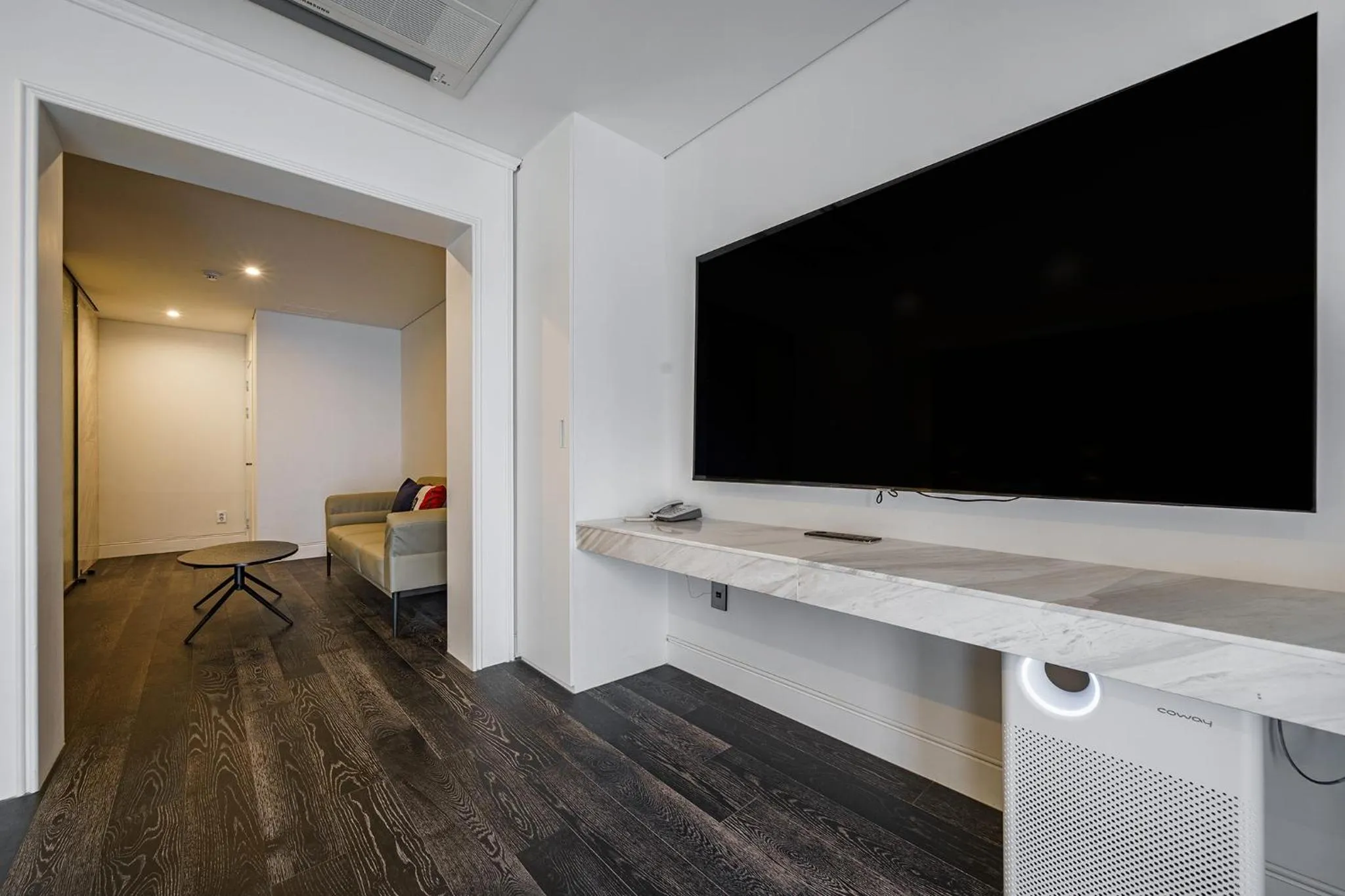 TV and multimedia in Amare Hotel Jongno