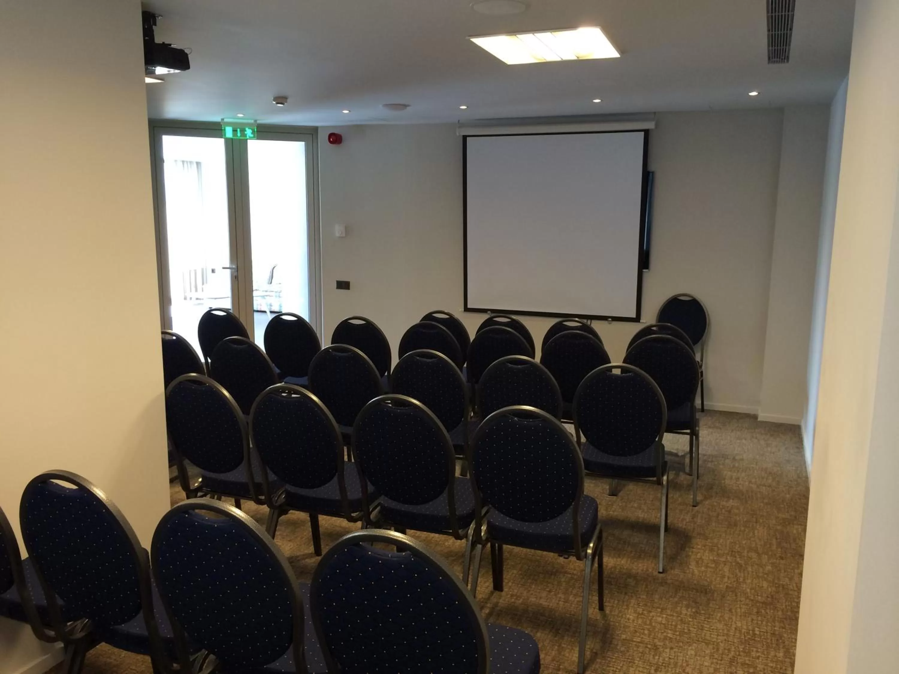 Business facilities in Kriti Hotel