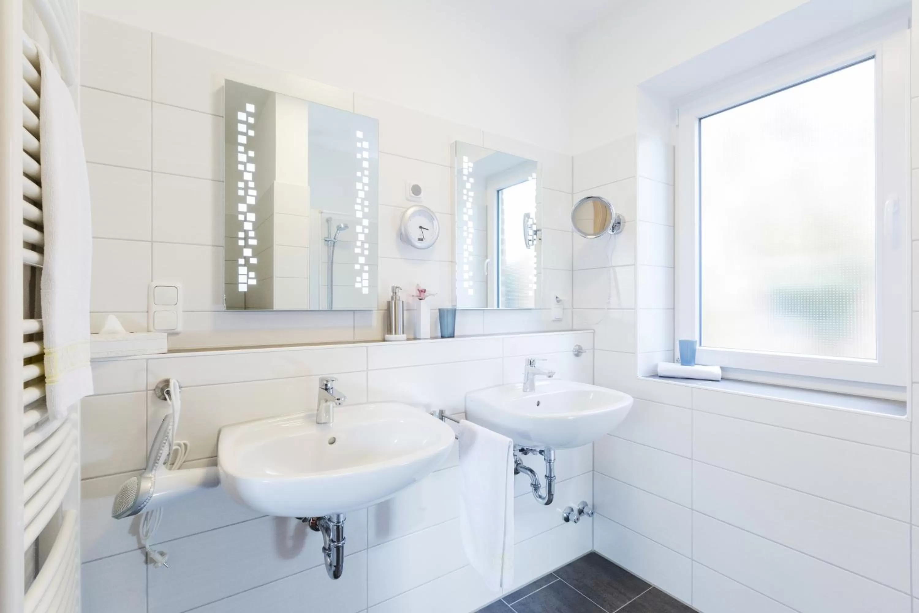 Bathroom in Globotel Hotel Garbsen