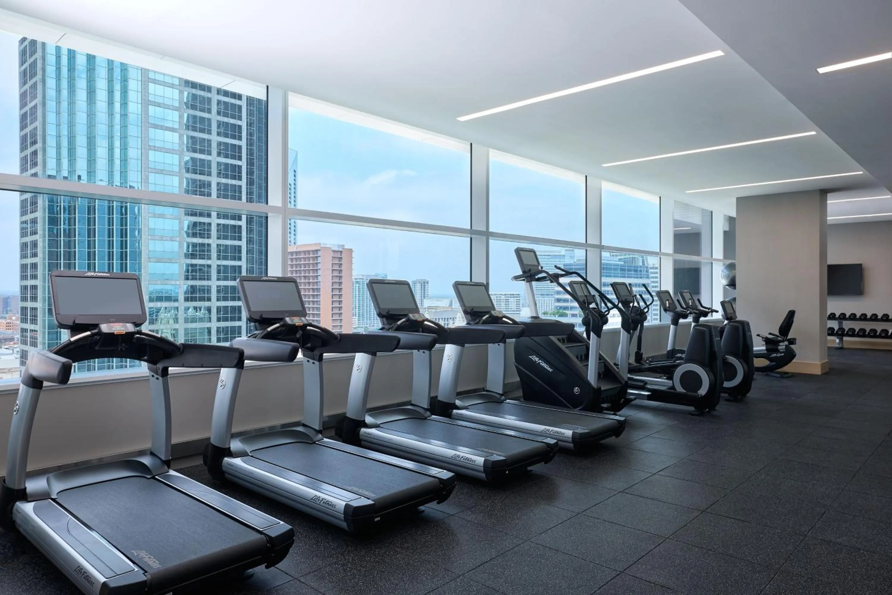 Fitness centre/facilities in JW Marriott Dallas Arts District