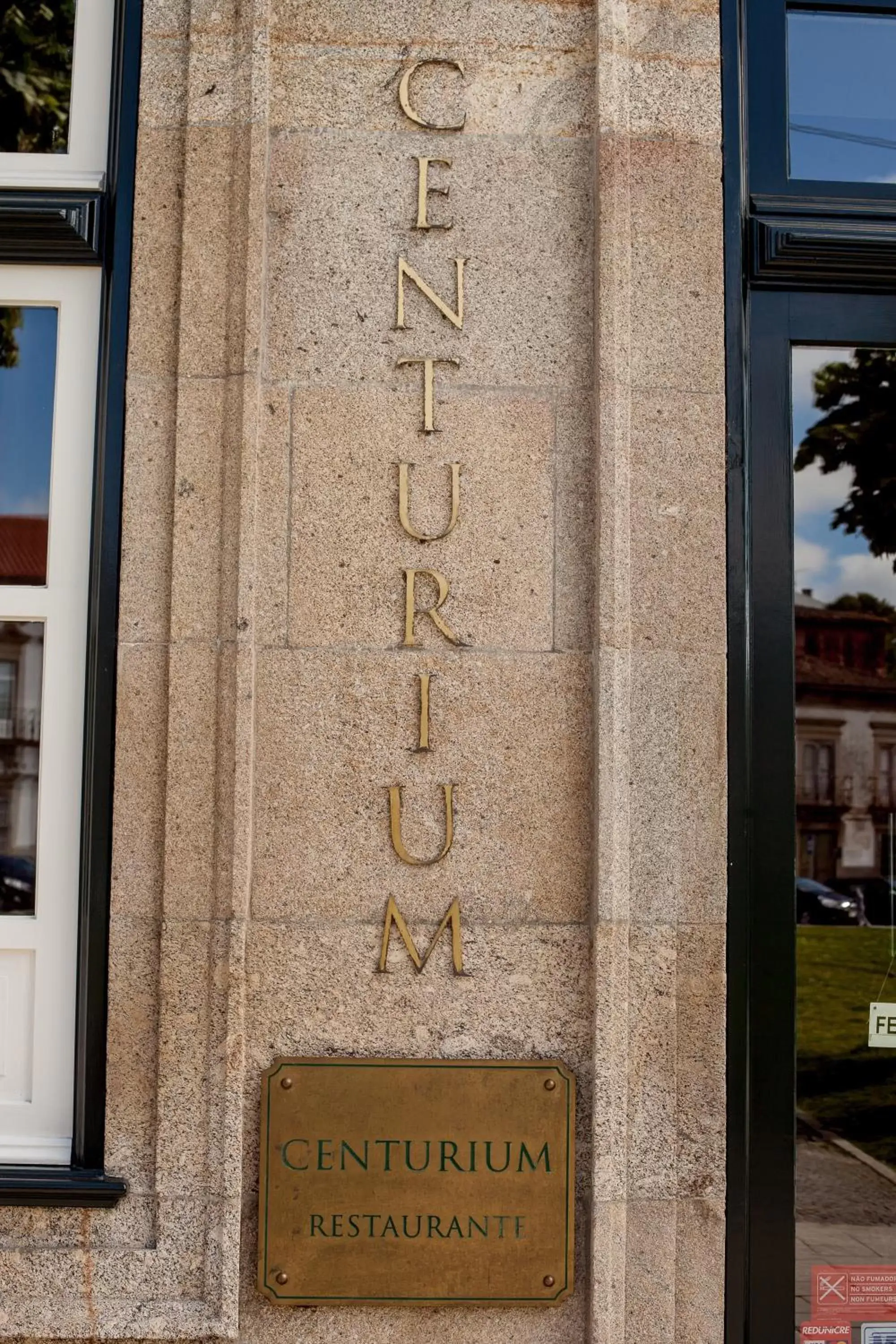 Restaurant/places to eat, Property Logo/Sign in Hotel Bracara Augusta