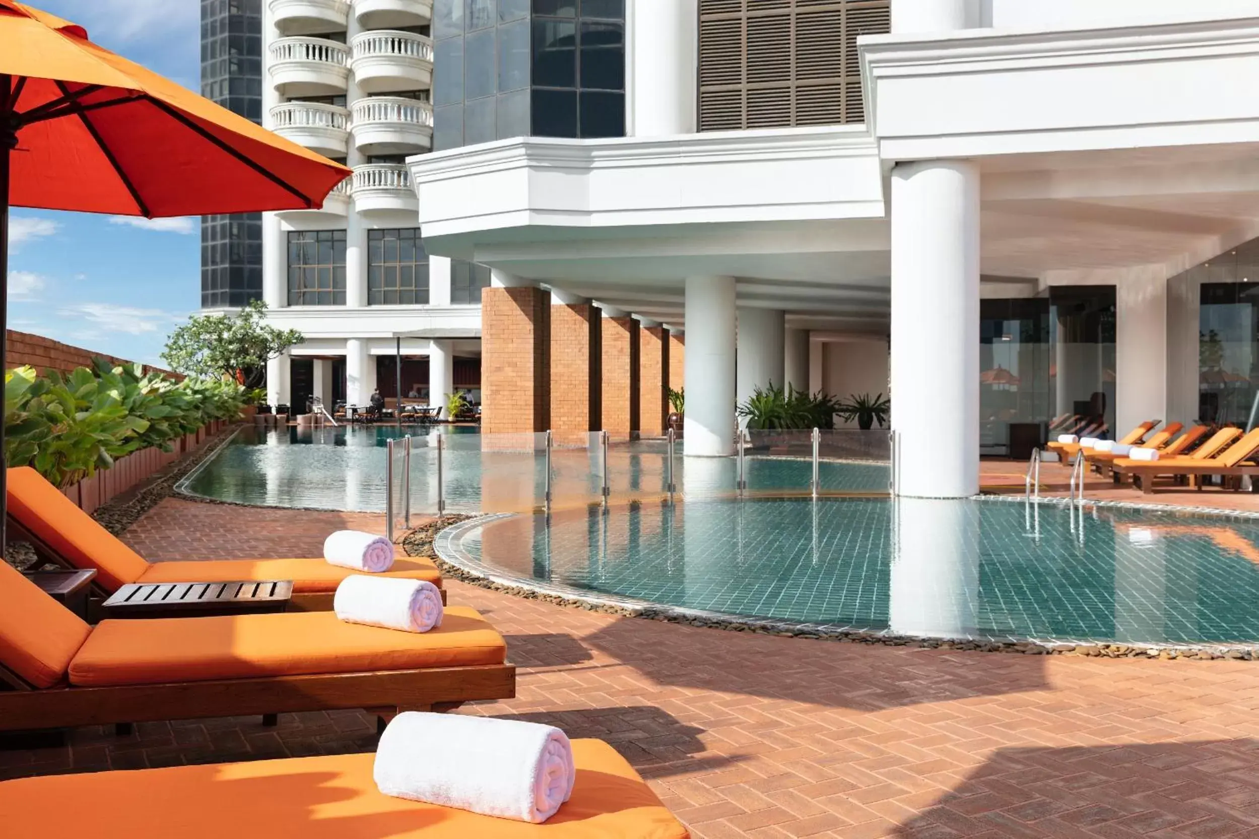Swimming Pool in lebua at State Tower