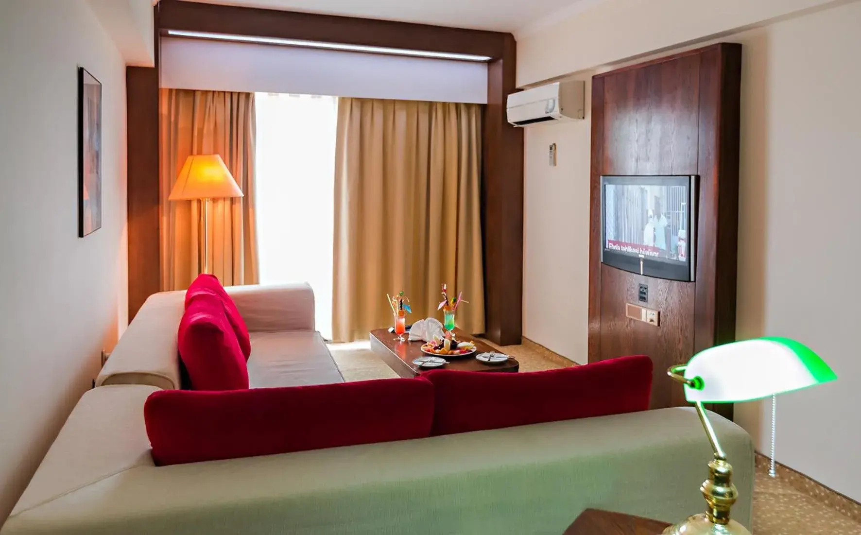 Living room, Bed in Derici Hotel Living room, Bed in Derici Hotel