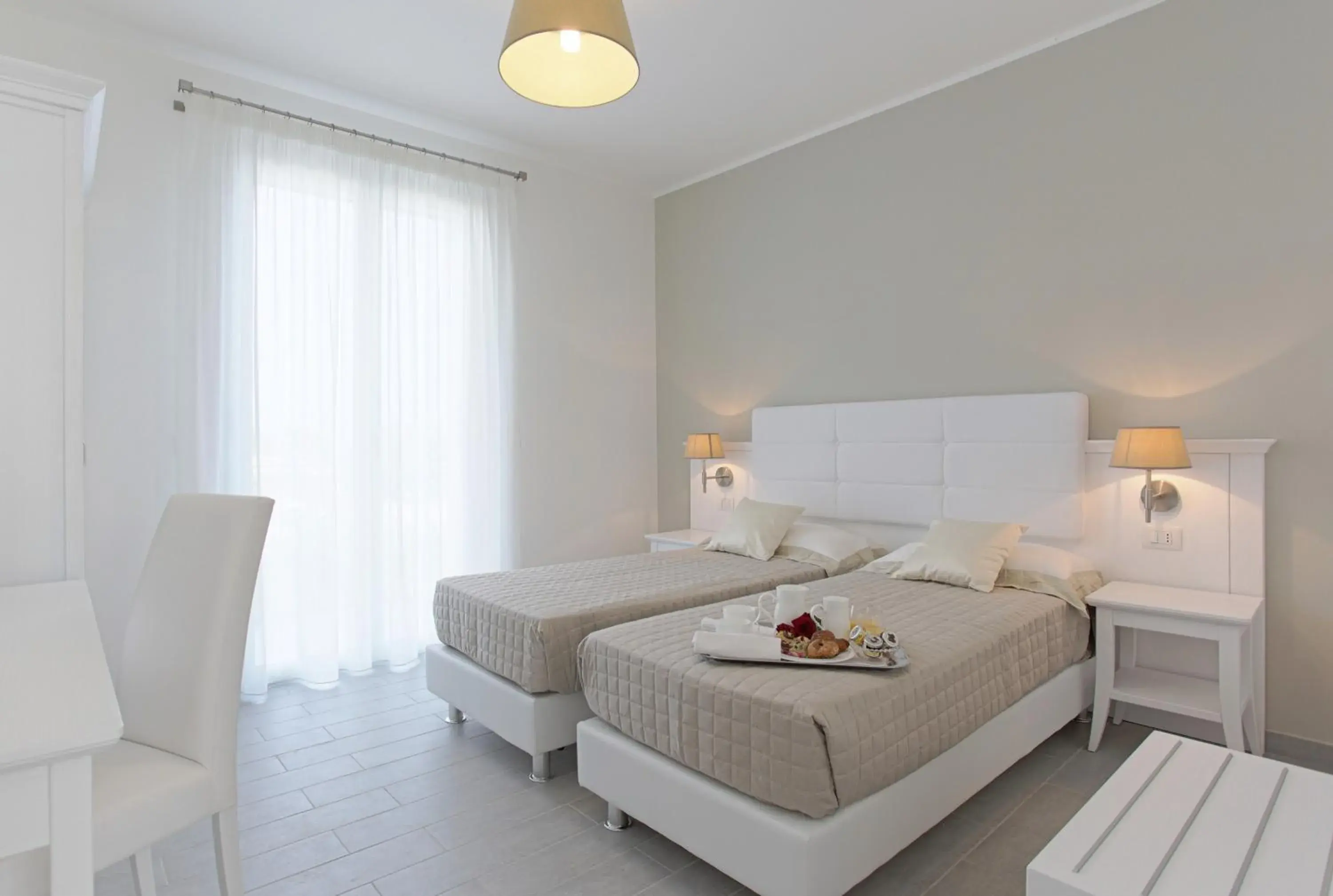 Bedroom, Bed in Scala Dei Turchi Resort