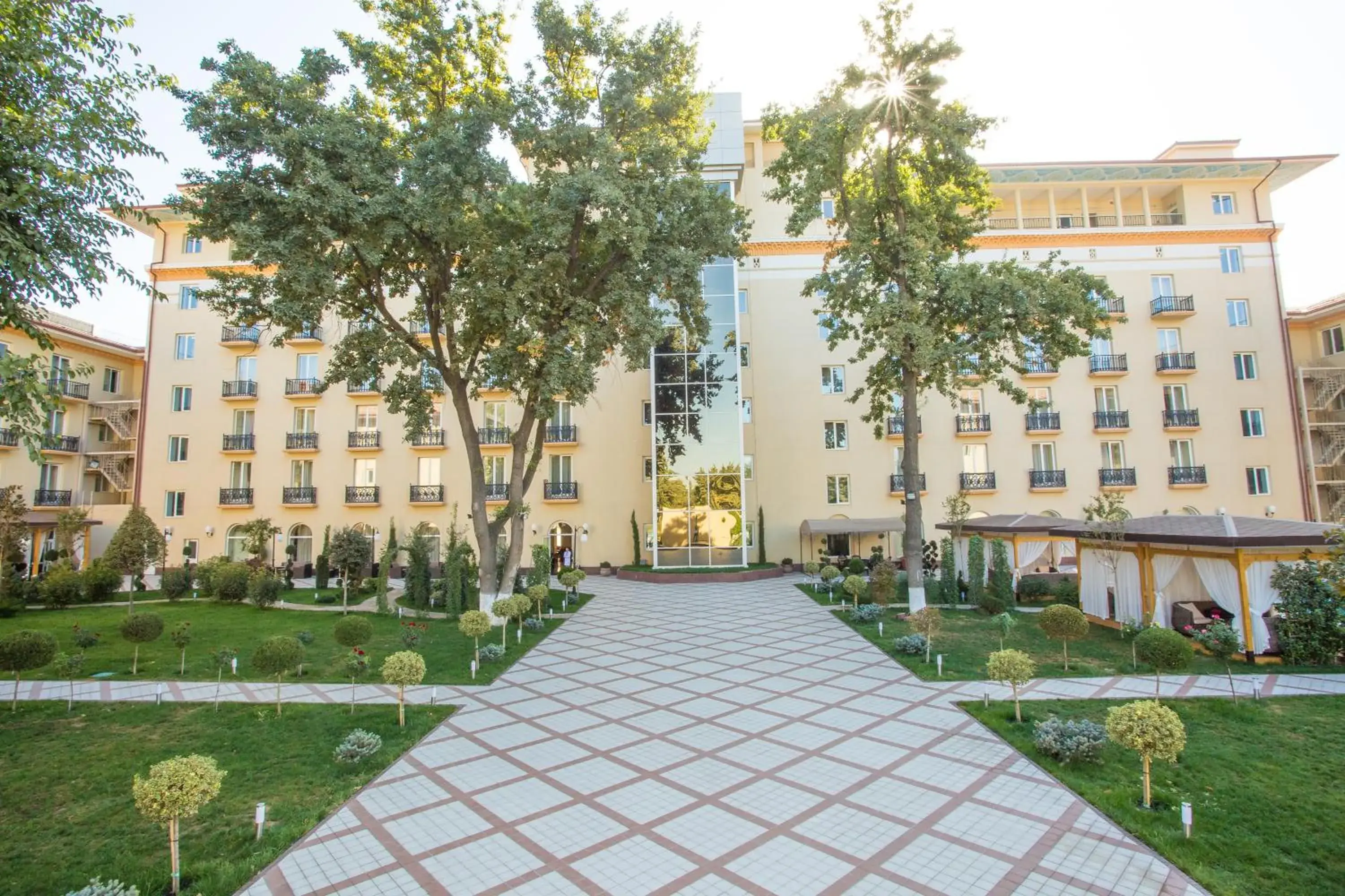 Garden, Property Building in Tashkent Palace Hotel