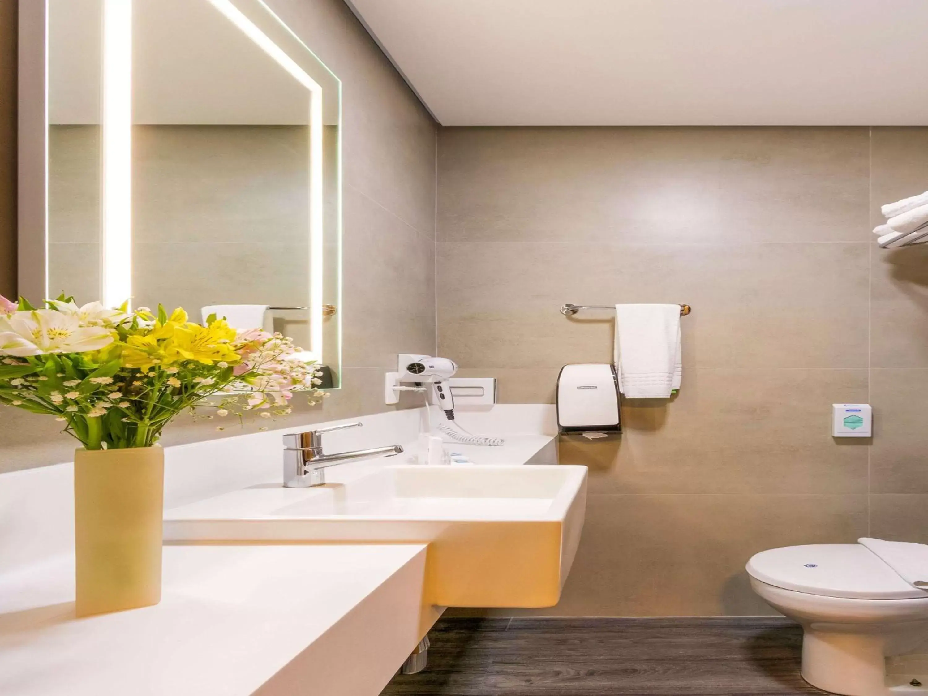 Photo of the whole room in Mercure Florianópolis Photo of the whole room in Mercure Florianópolis