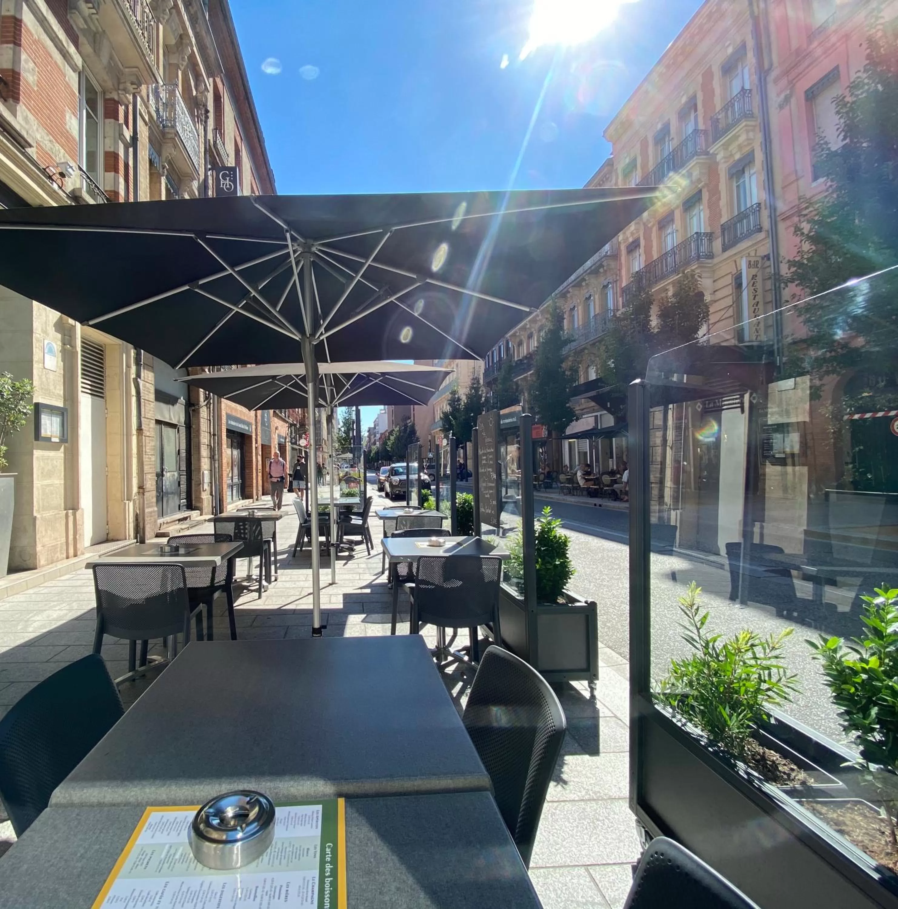 Balcony/Terrace in ibis Toulouse Gare Matabiau