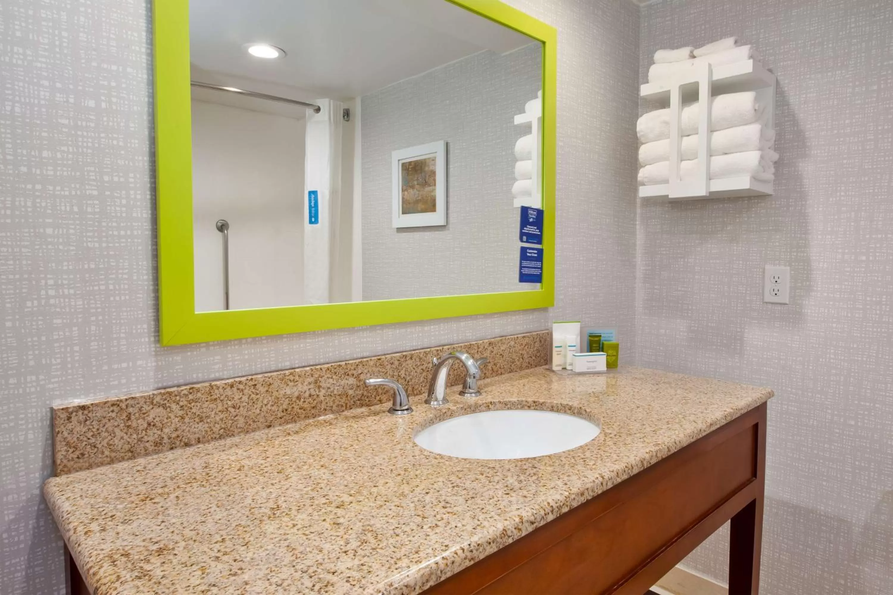 Bathroom in Hampton Inn College Park