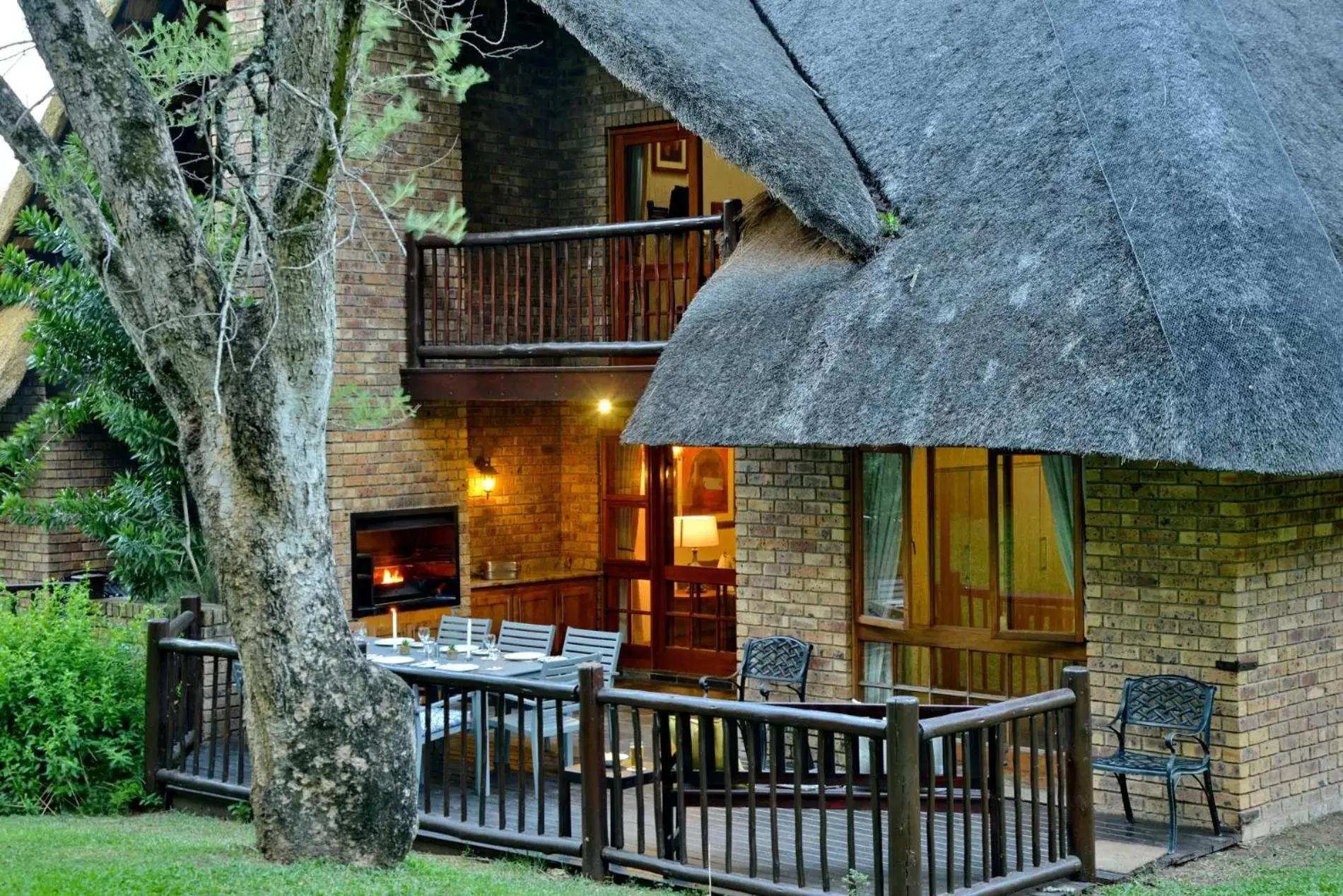 Property Building in Cambalala - Luxury Units - in Kruger Park Lodge - Serviced Daily, Free Wi-Fi