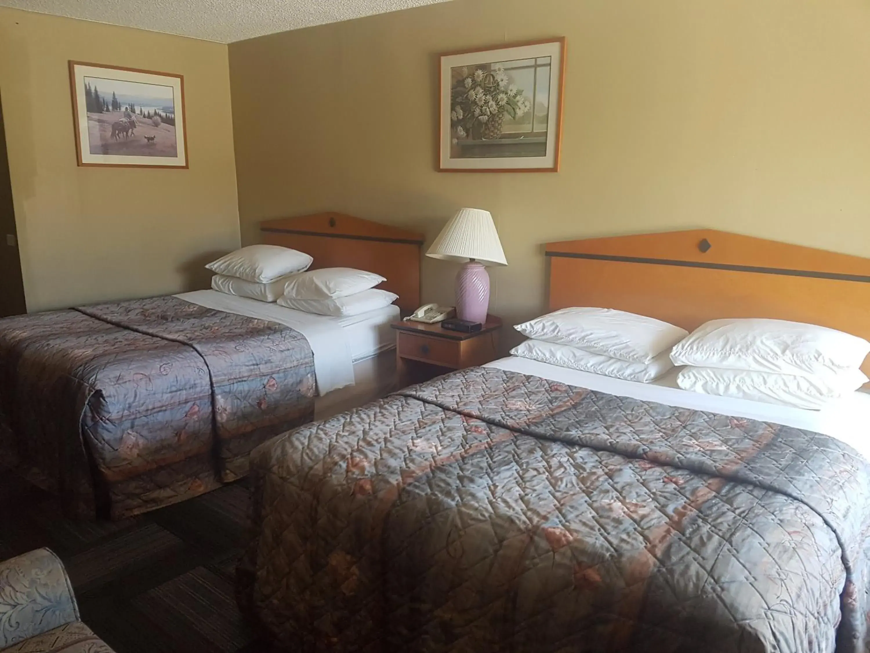 Bed in Olympia Lodge