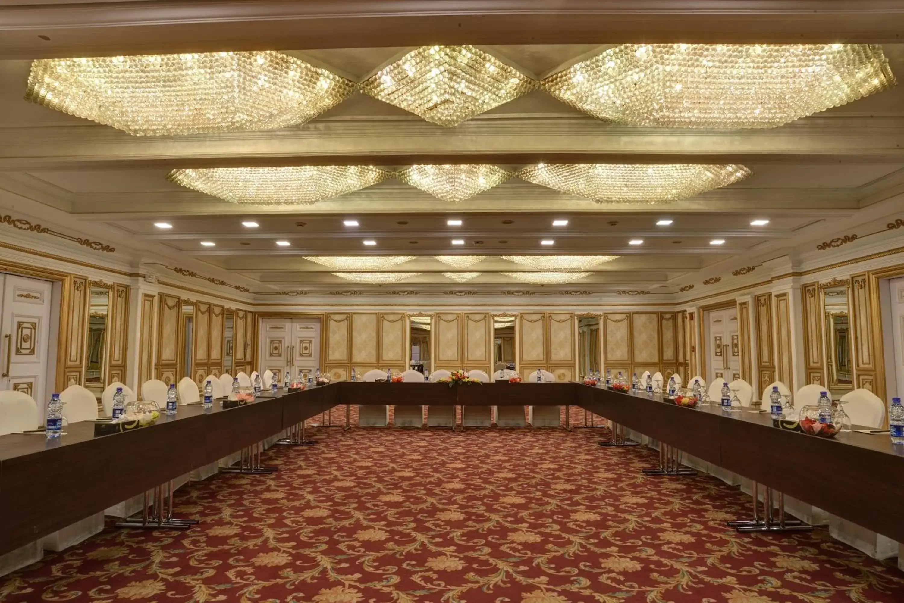 Banquet/Function facilities, Banquet Facilities in Pearl Continental Hotel, Bhurban