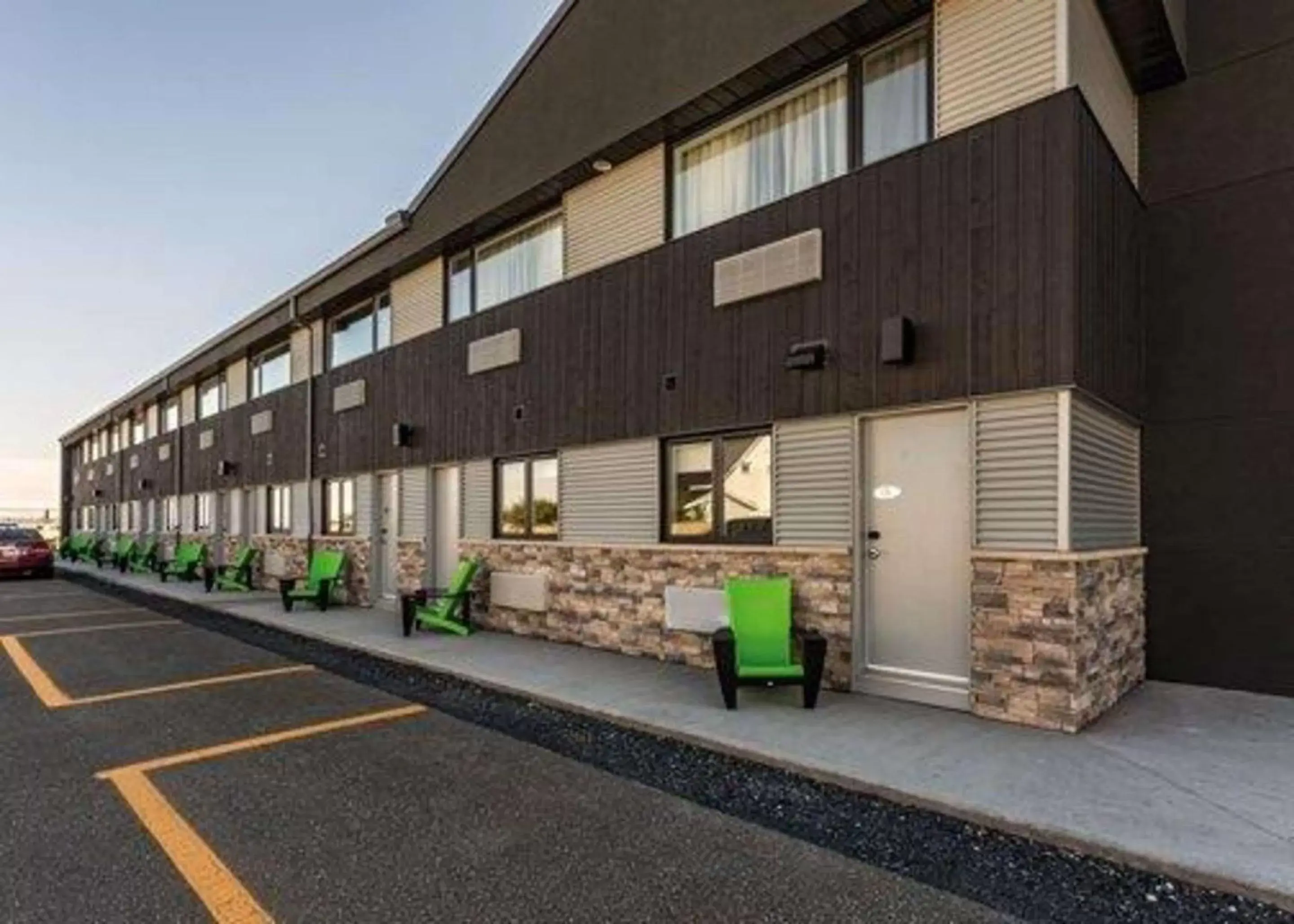 Property Building in Quality Inn & Suites Matane