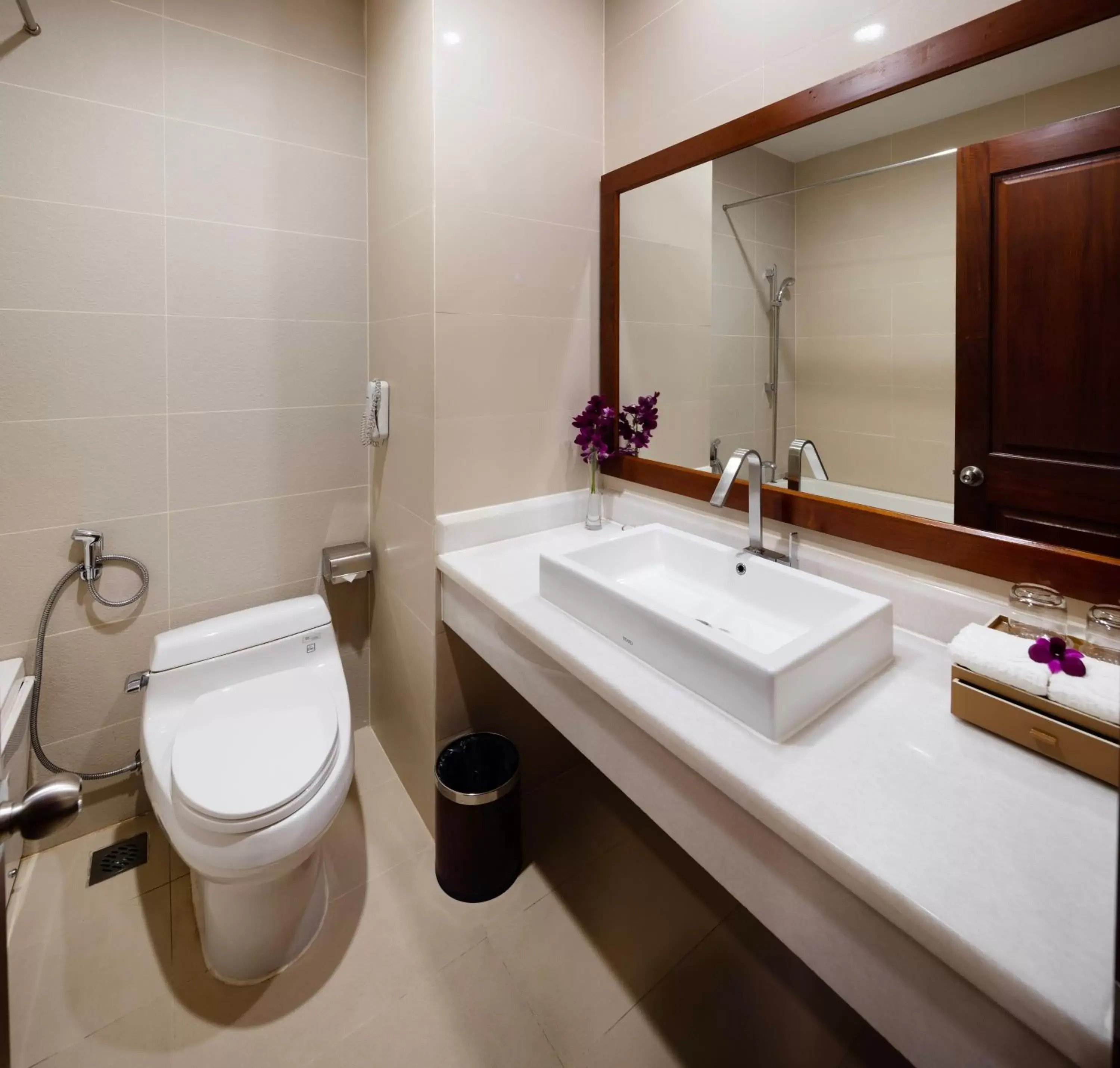 Bathroom in Eden Star Saigon Hotel