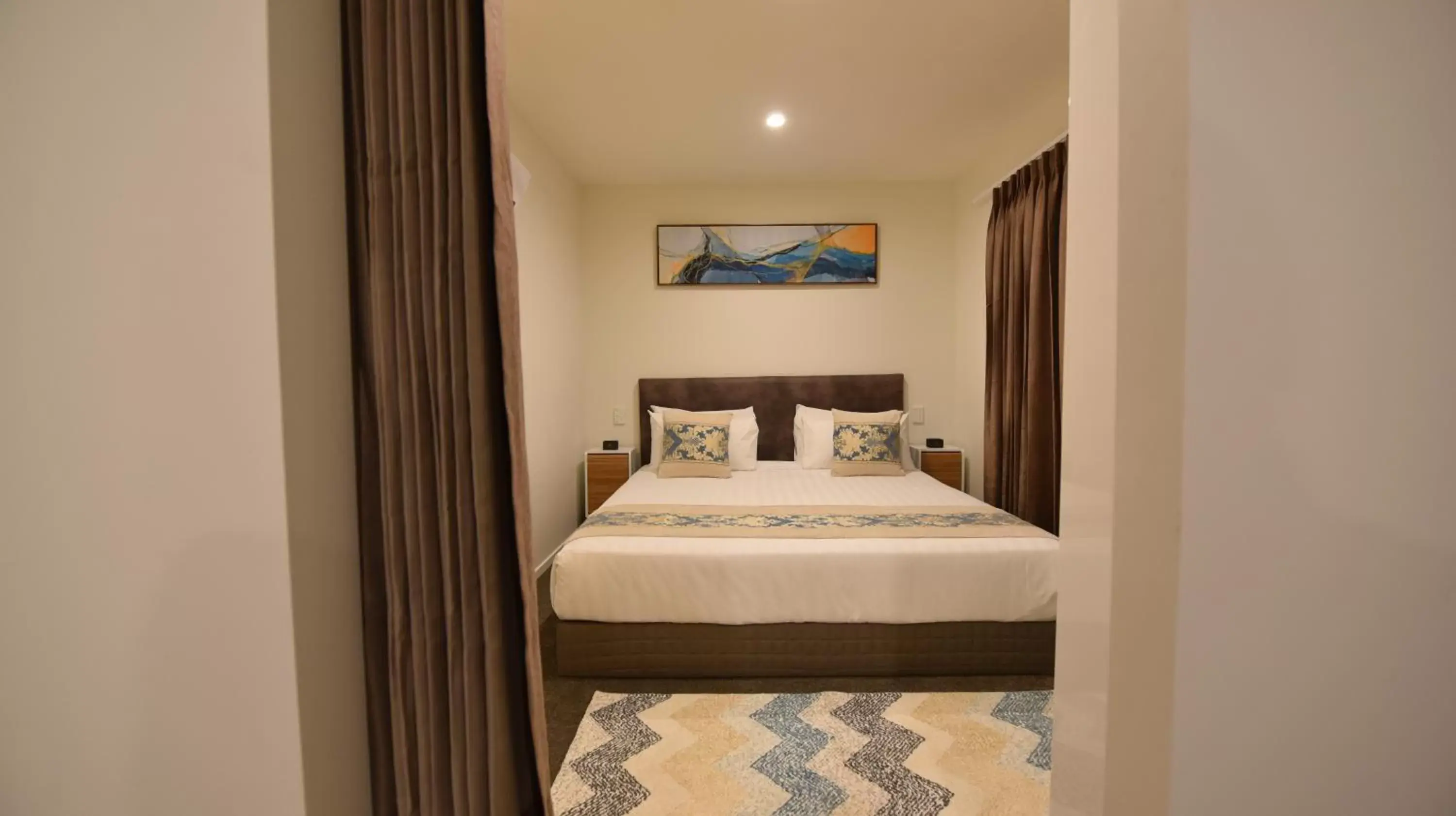 Bed in Regal Residency