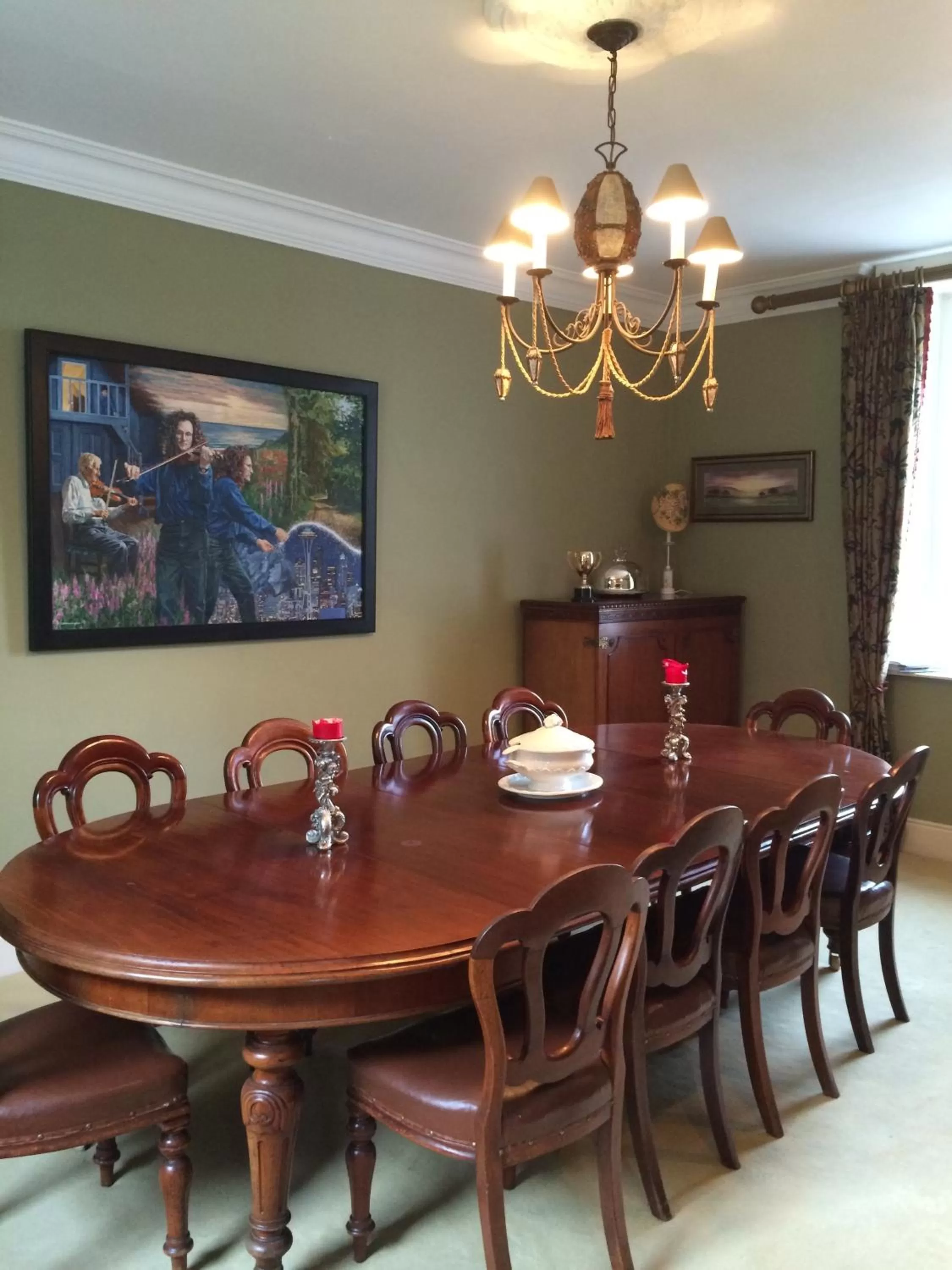 Dining Area in College Hill House