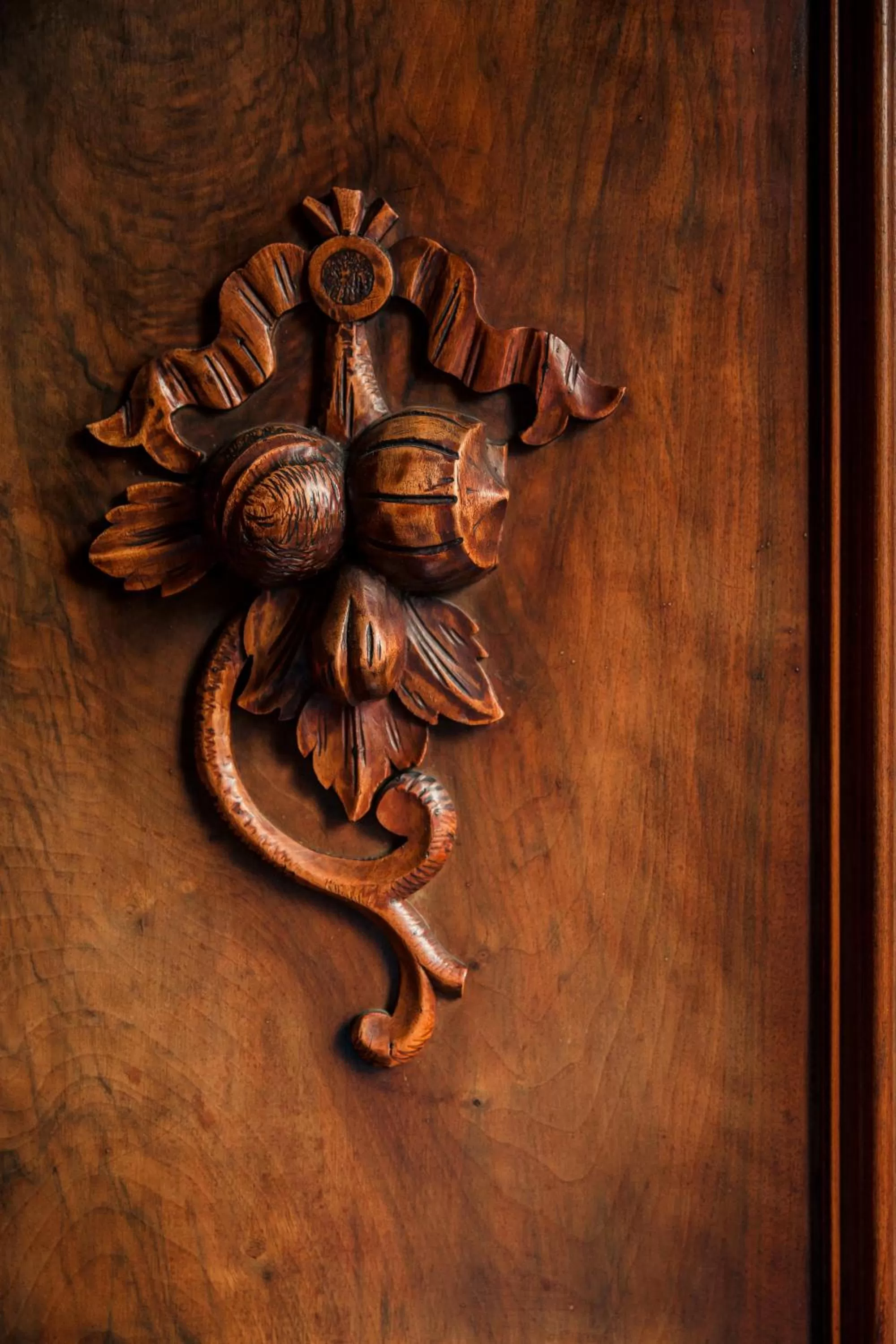 Decorative detail in Hôtel des Deux Clefs