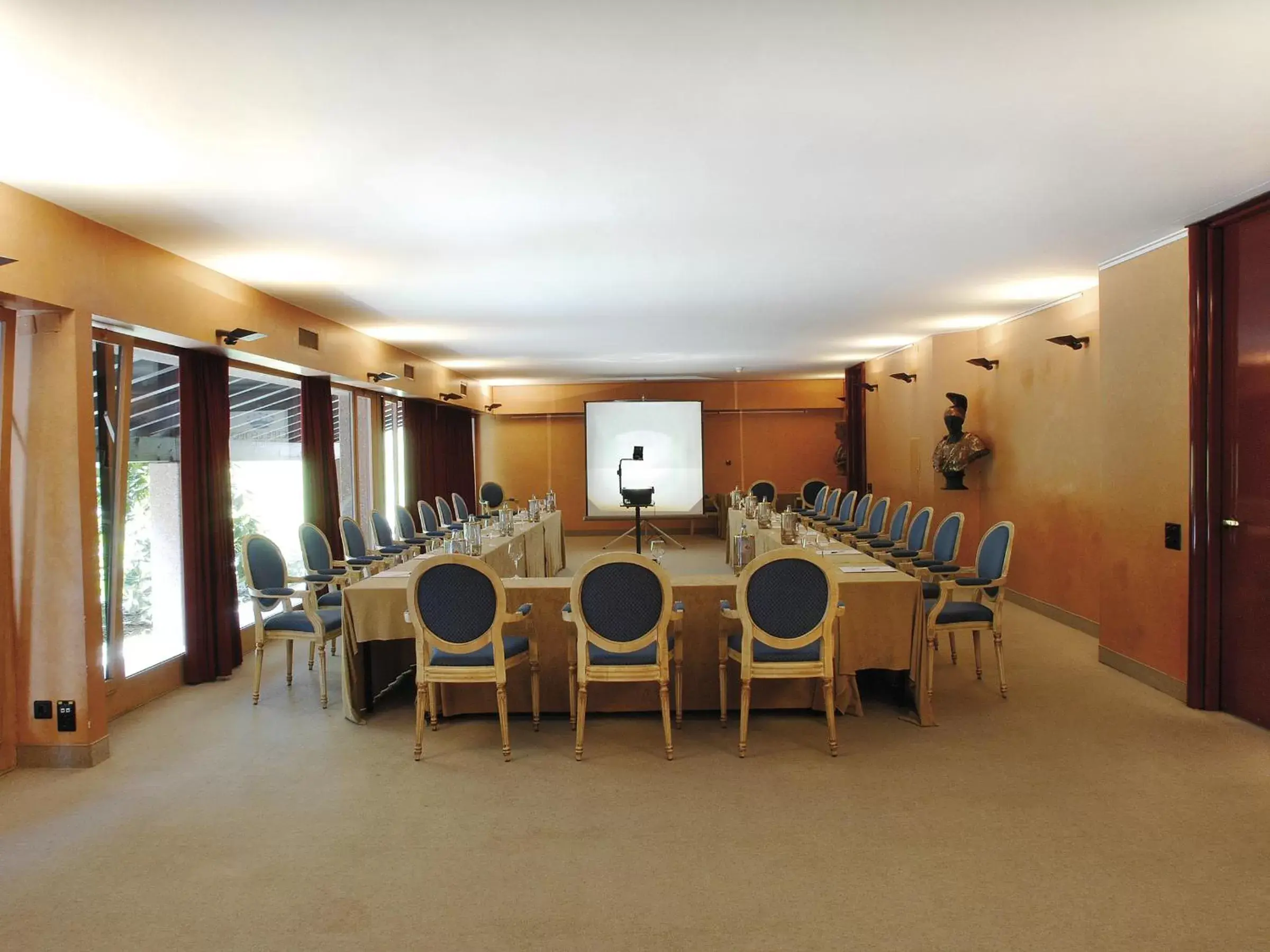 Meeting/conference room in Park Hotel Principe - Ticino Hotels Group