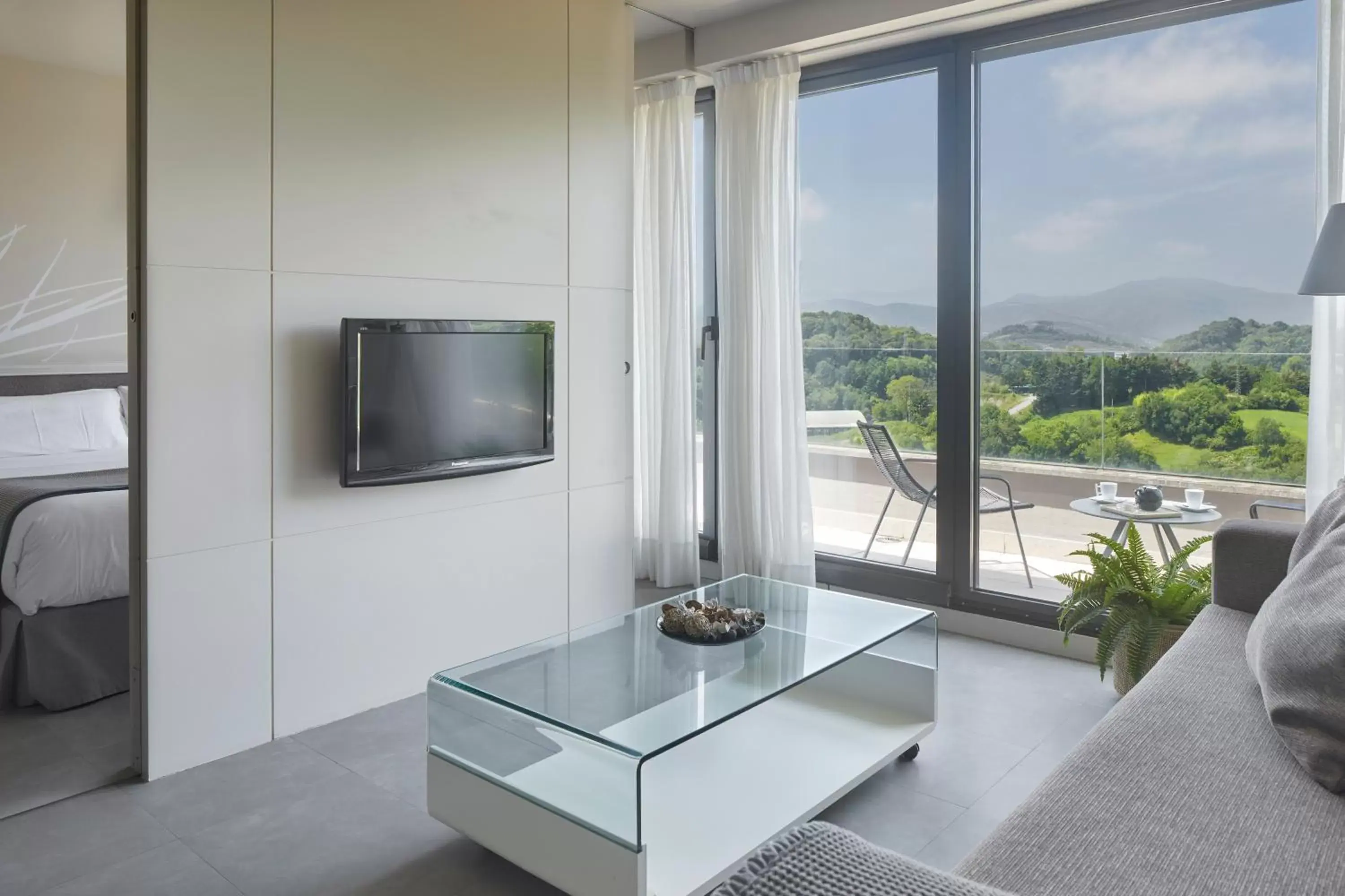 Living room, TV/Entertainment Center in Irenaz Resort Apartamentos