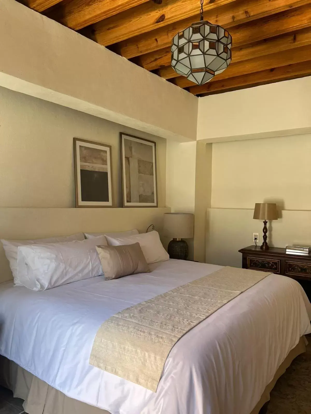 Photo of the whole room, Bed in HOTEL BOUTIQUE CASA CRISTINA