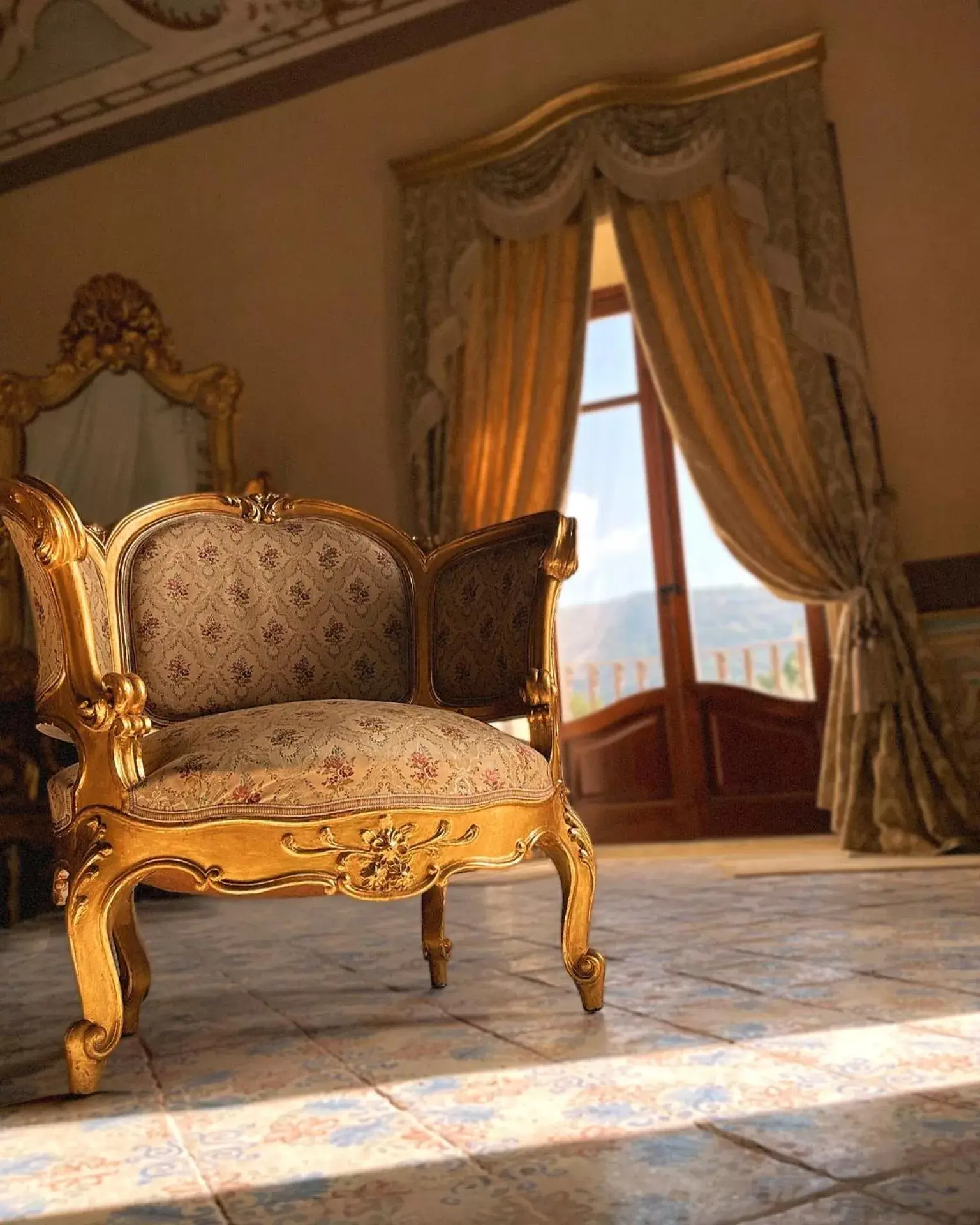 Decorative detail, Seating Area in Villa del Gattopardo