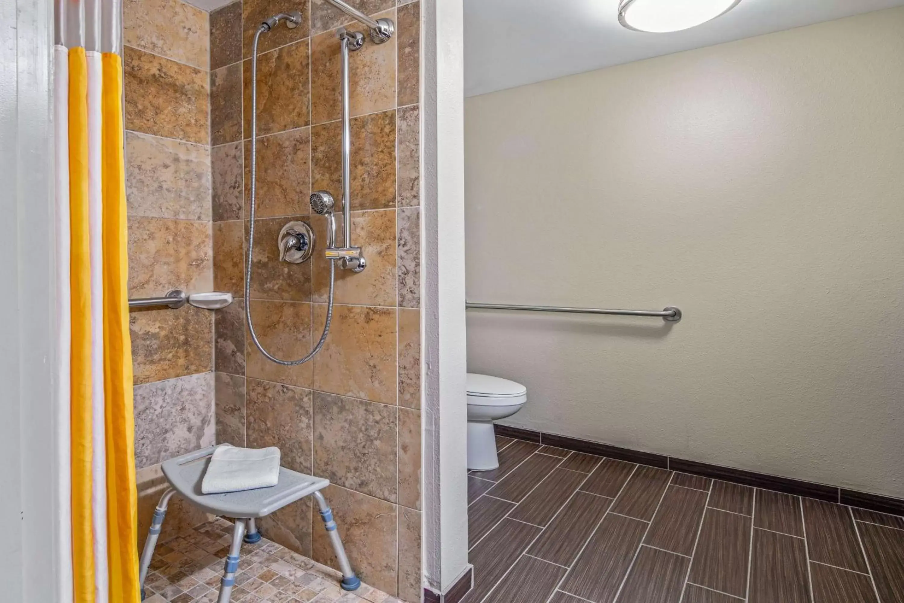 Bathroom in La Quinta by Wyndham Bonita Springs Naples North