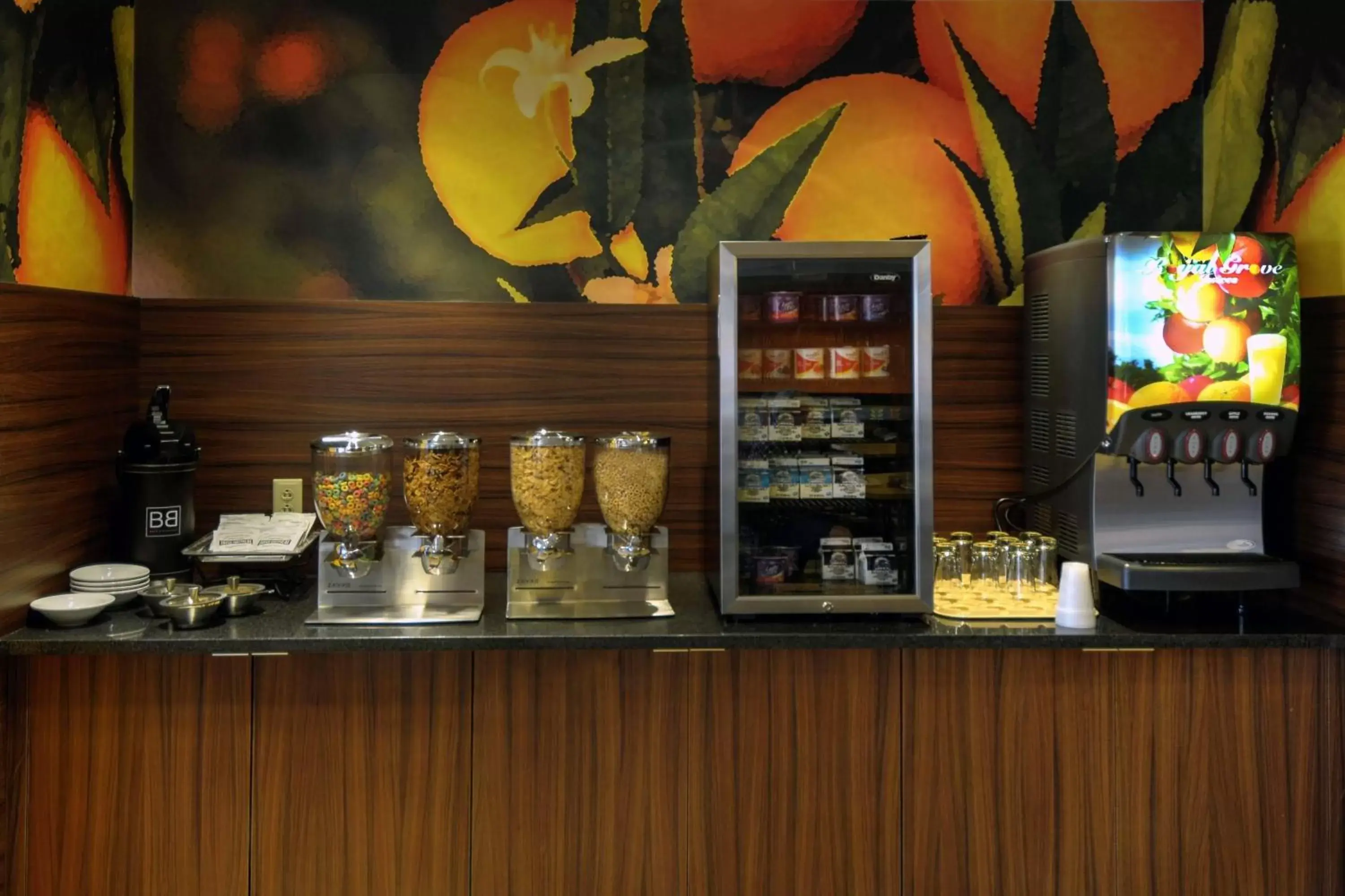 Breakfast in Fairfield Inn & Suites by Marriott Princeton