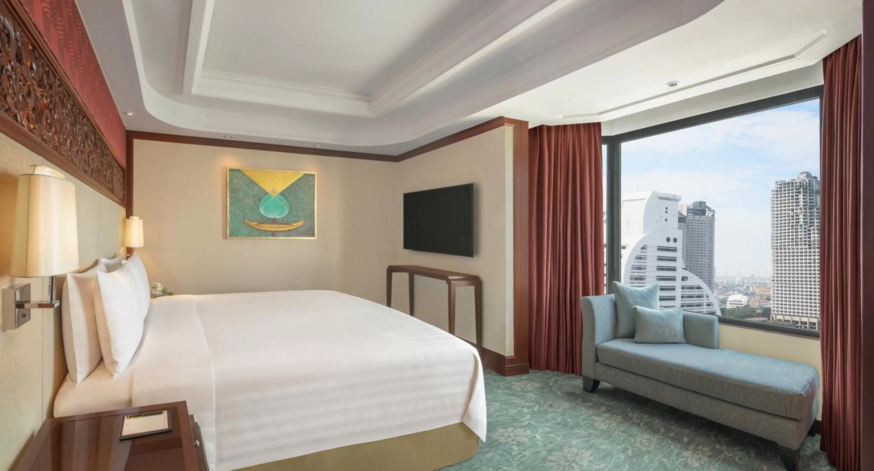View (from property/room), Bed in Shangri-La Bangkok