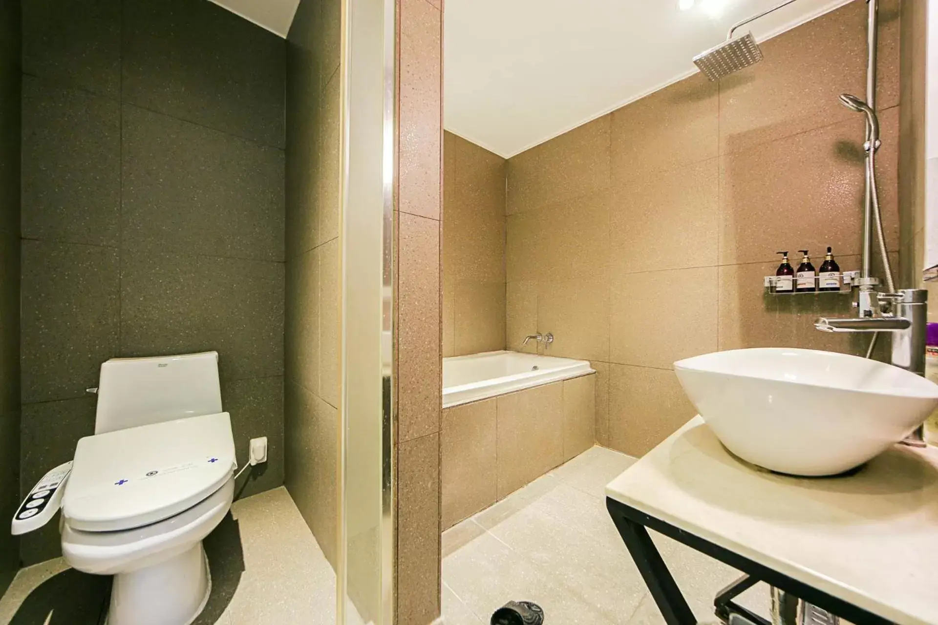 Bathroom in Hotel Myeongjak