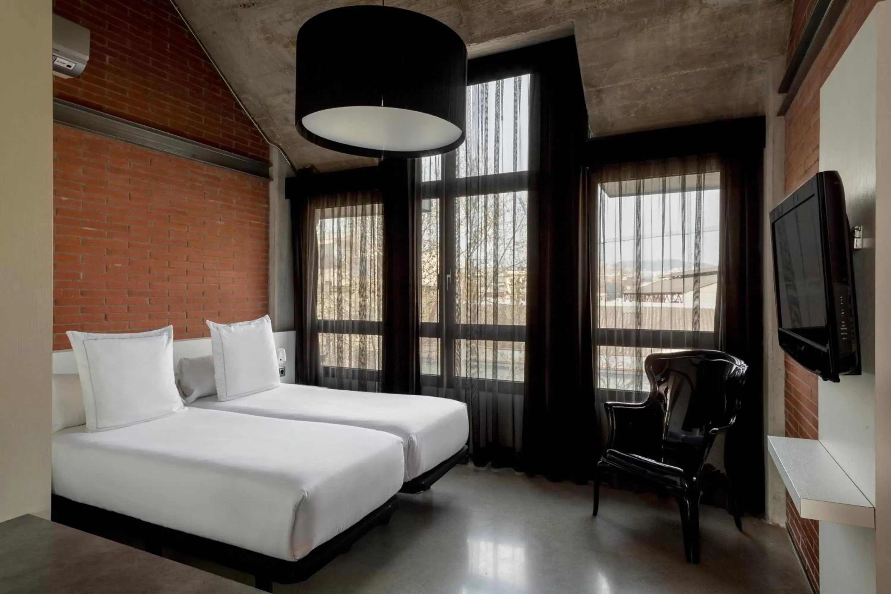 Bedroom in Barcelona Apartment Republica