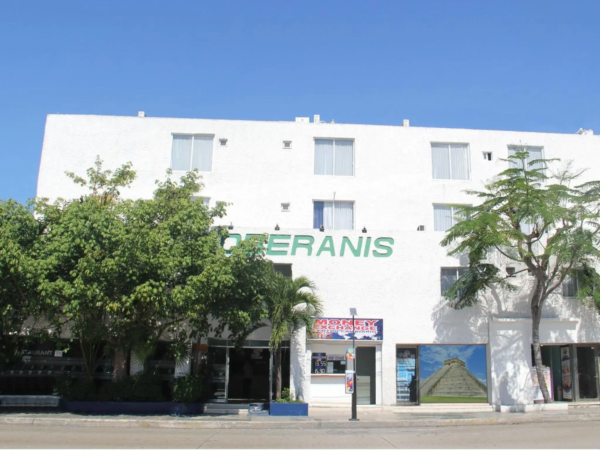 Facade/entrance, Property Building in Hotel Soberanis