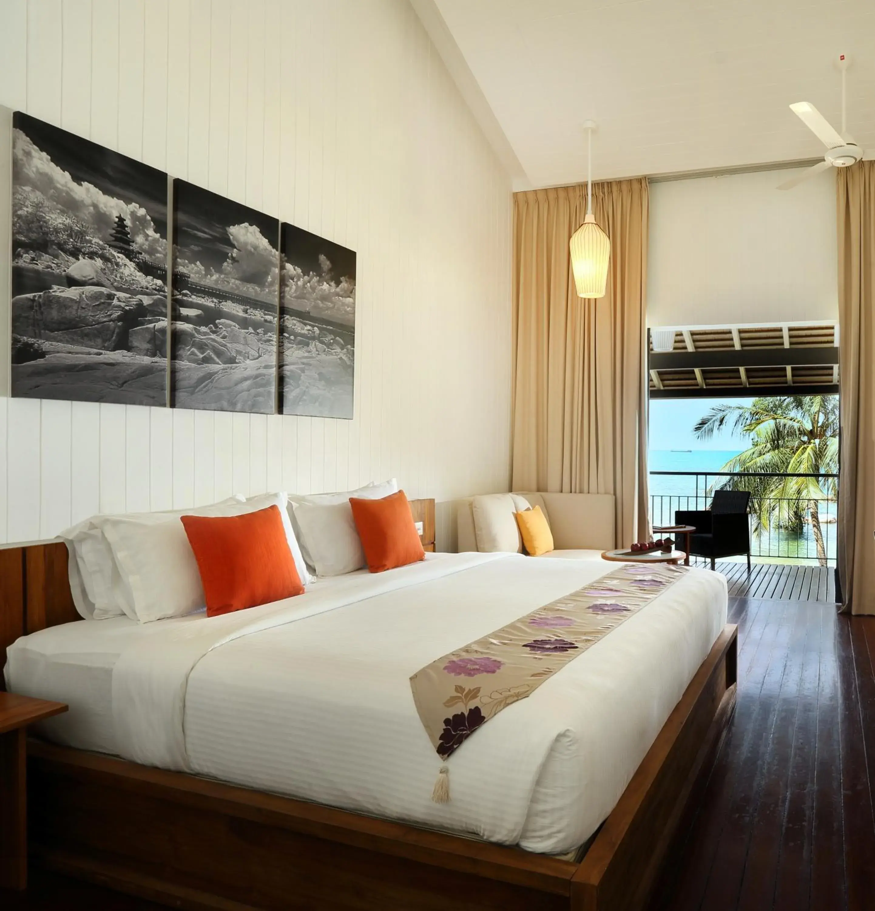 Bed in Turi Beach Resort