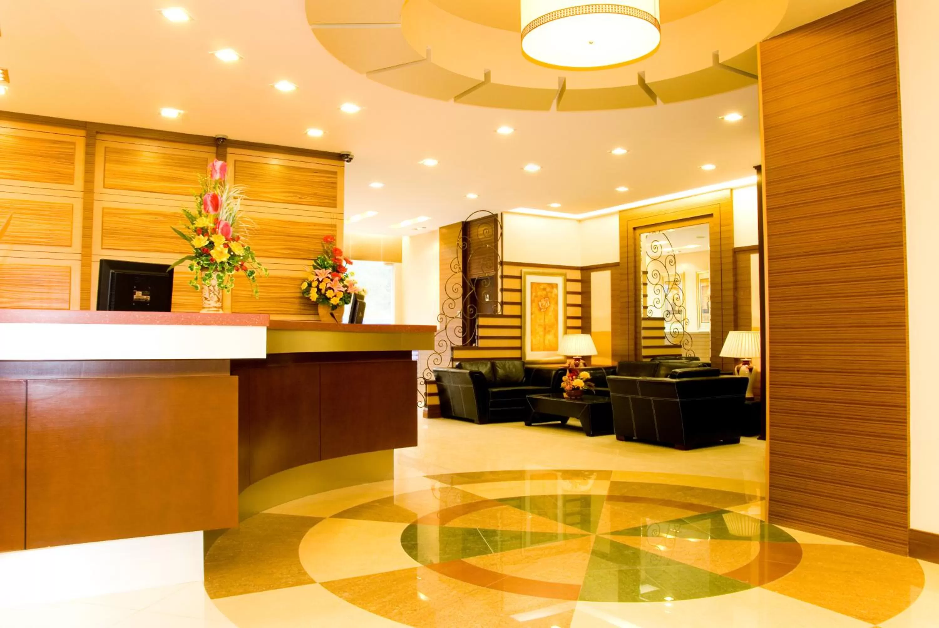Lobby or reception in Celyn Hotel City Mall