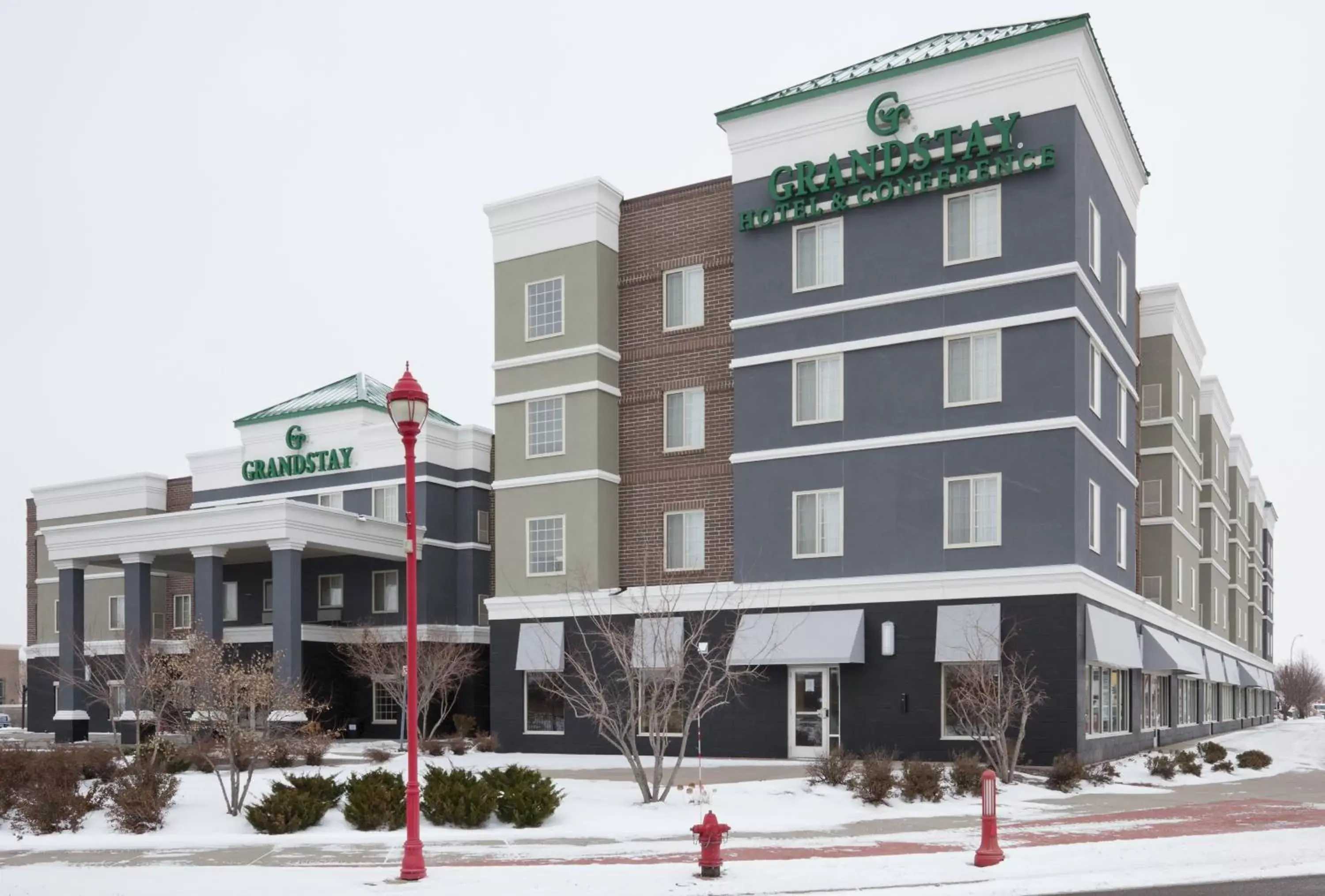 Facade/entrance, Property Building in Grandstay Apple Valley