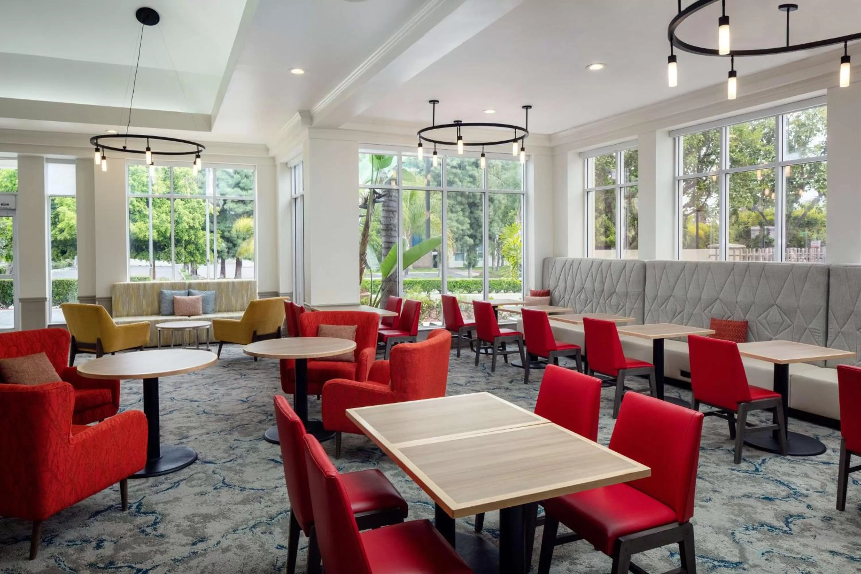 Restaurant/places to eat in Hilton Garden Inn Arcadia/Pasadena Area
