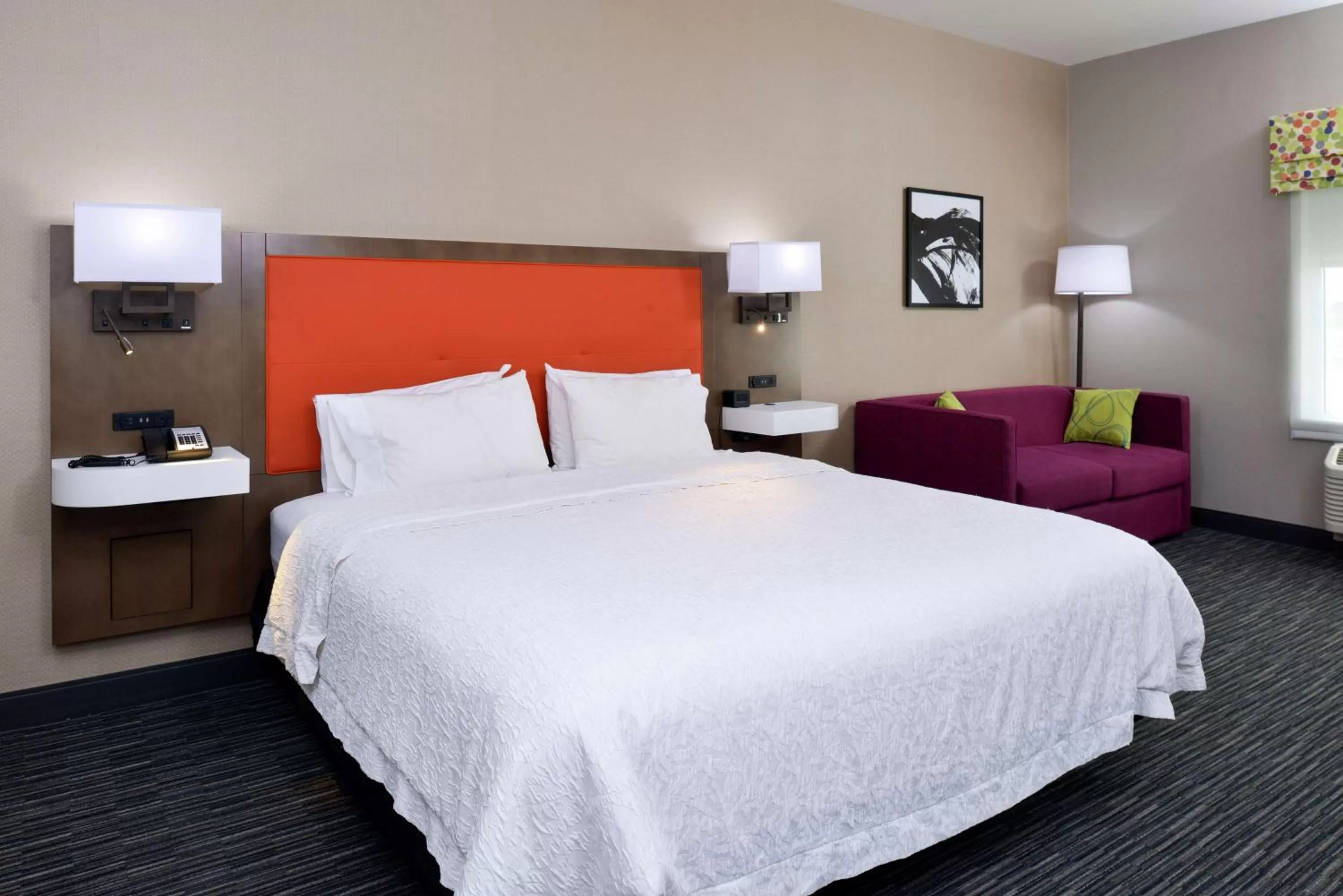 Living room, Bed in Hampton Inn Fort Stockton