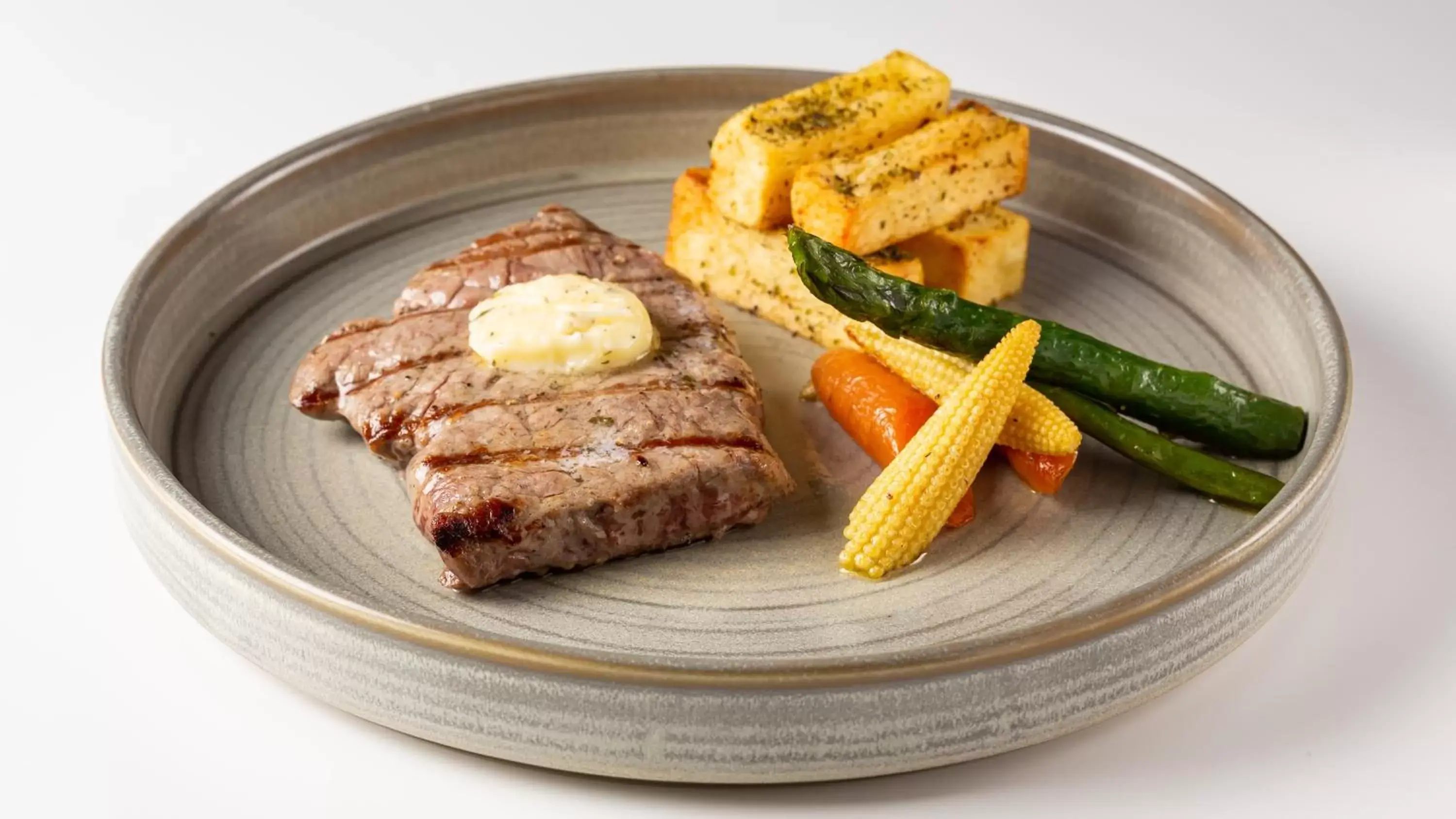 Restaurant/places to eat in NH Coimbra Dona Ines Restaurant/places to eat in NH Coimbra Dona Ines