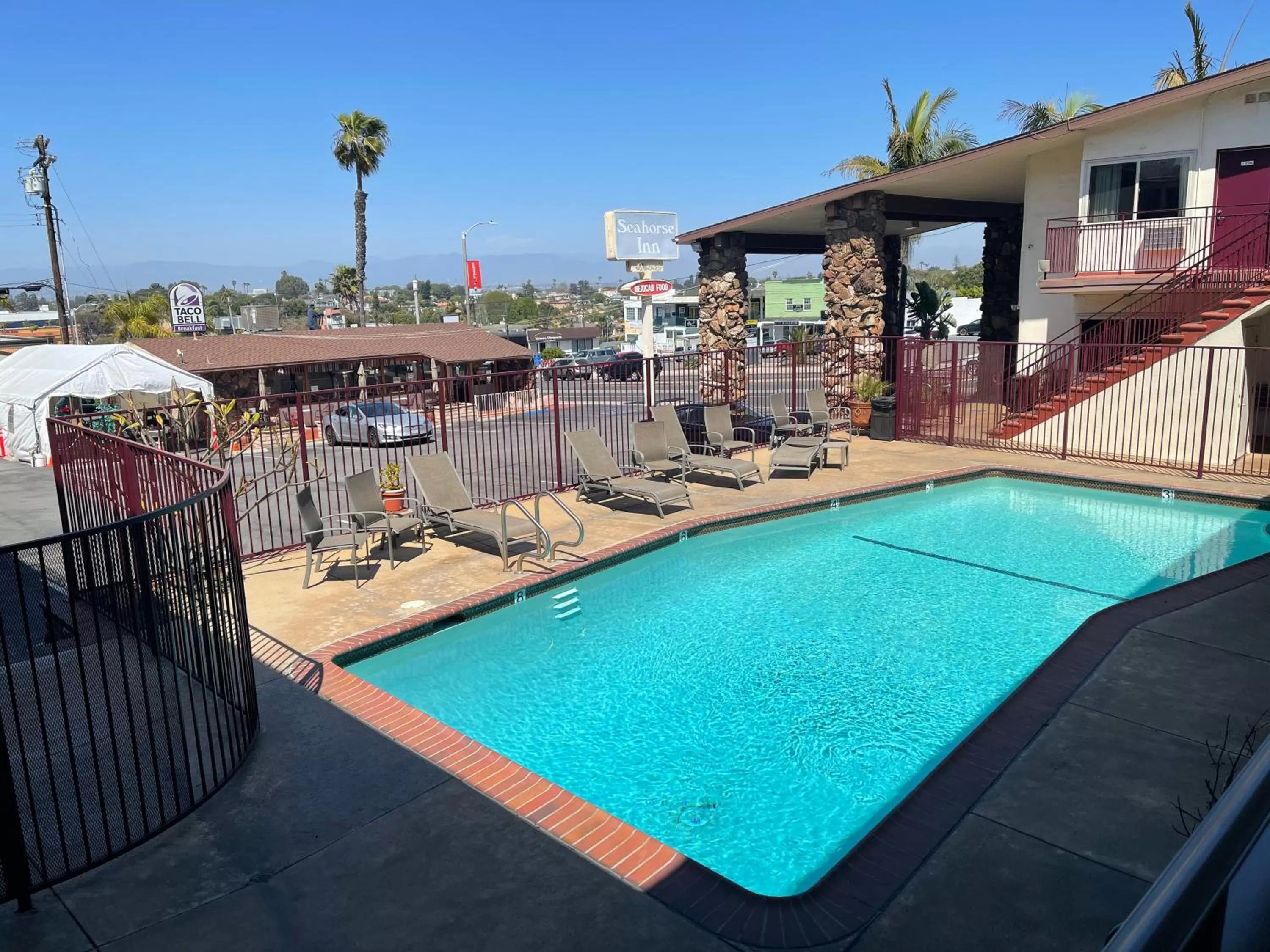 Property building in Seahorse Inn Manhattan Beach - LAX