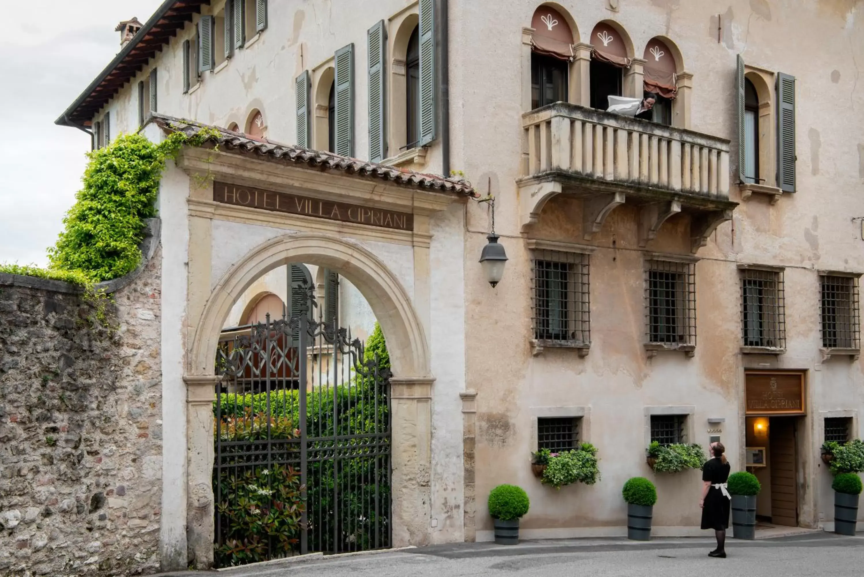 Facade/entrance, Property Building in Hotel Villa Cipriani
