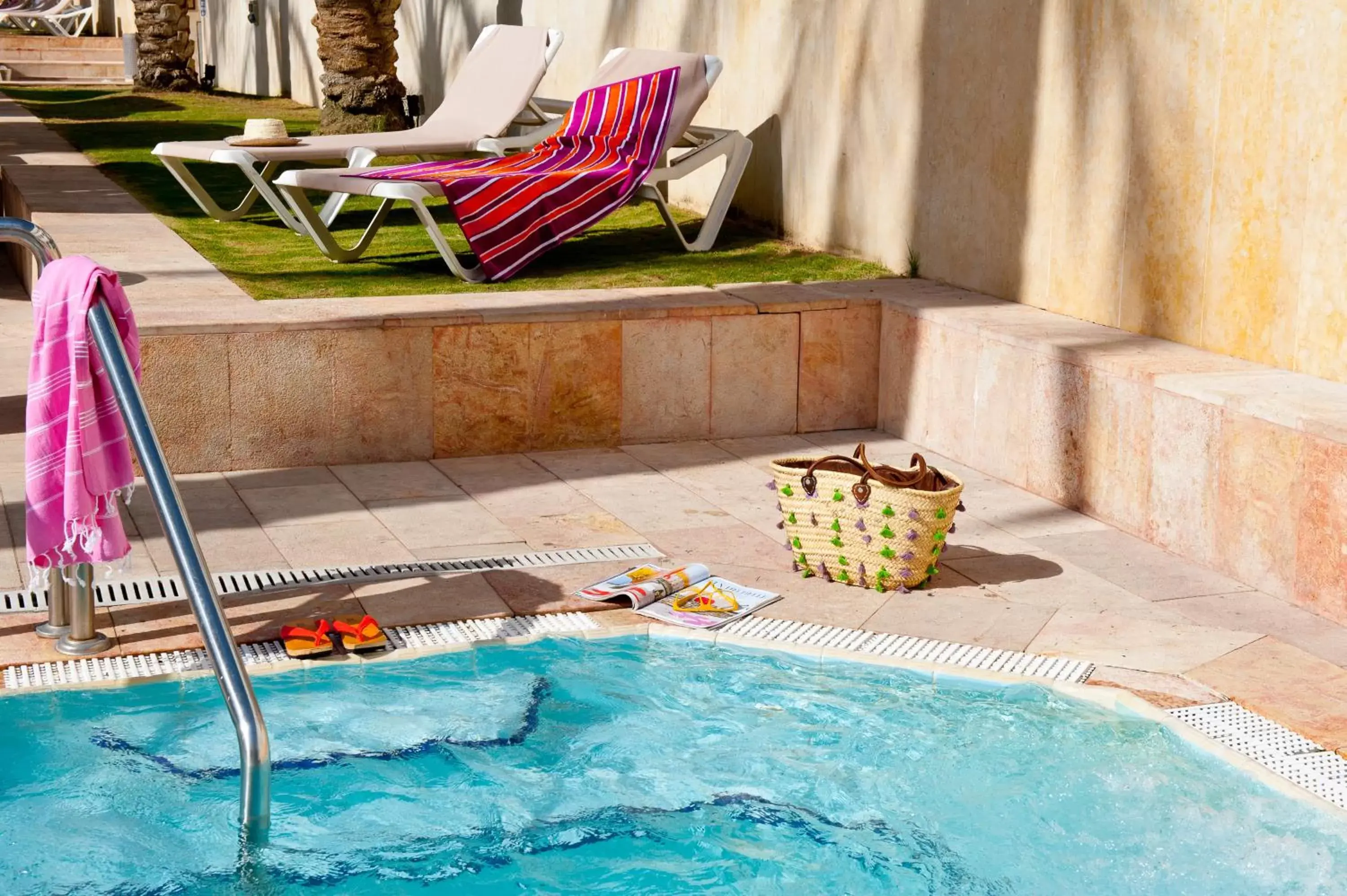 Swimming Pool in Leonardo Royal Resort Eilat