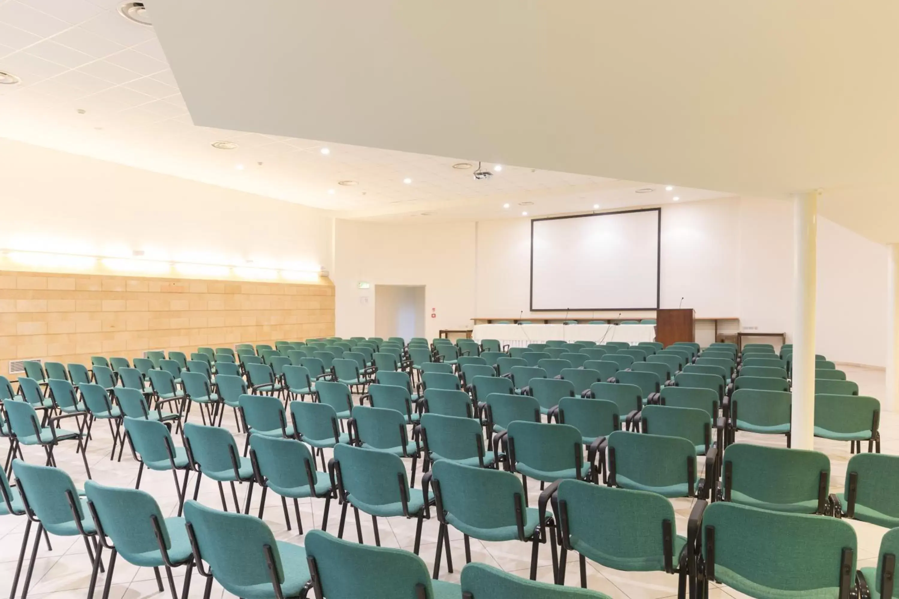 Meeting/conference room in Hotel La Baia