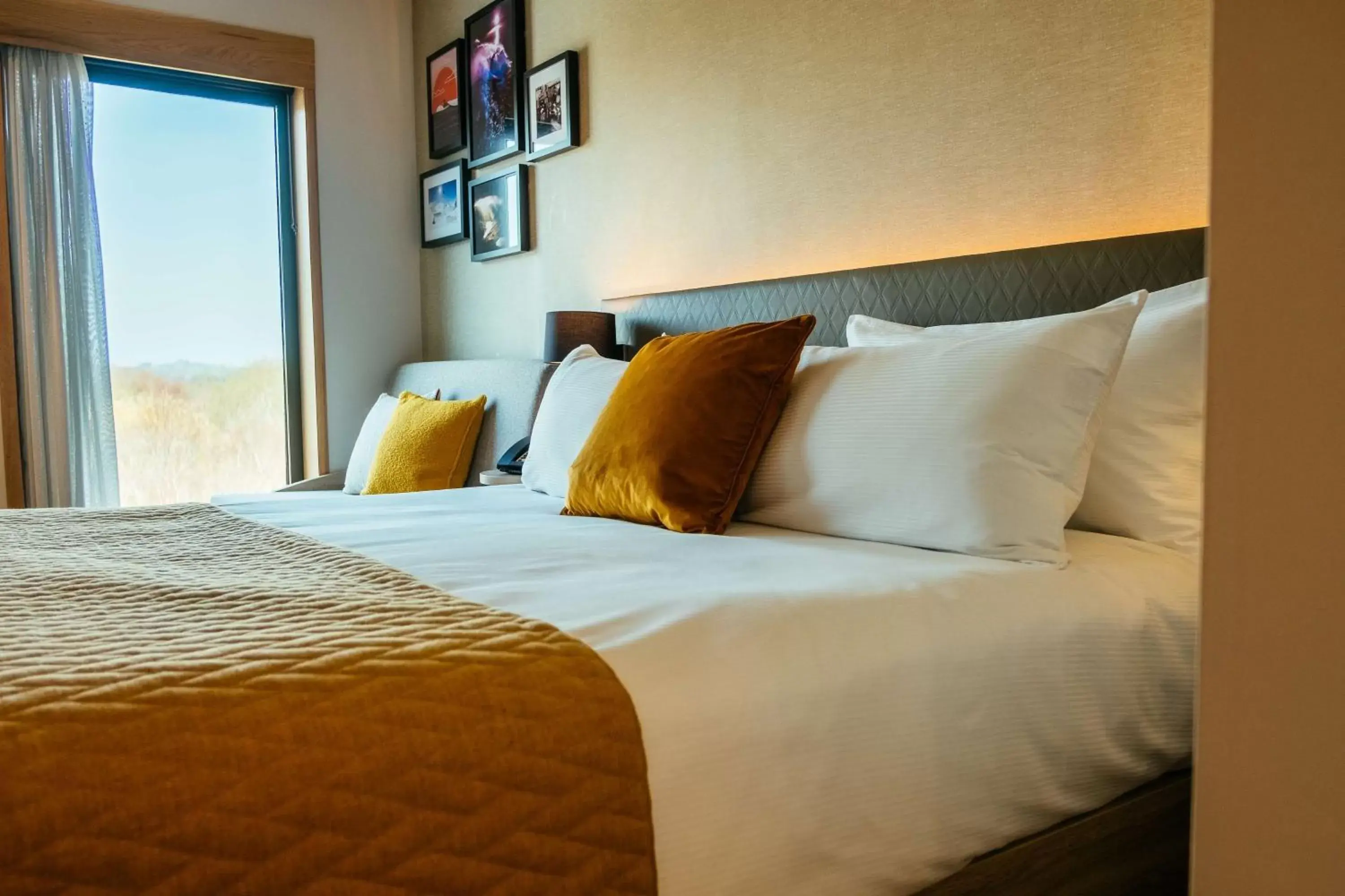 View (from property/room), Bed in Hilton Garden Inn Snowdonia View (from property/room), Bed in Hilton Garden Inn Snowdonia