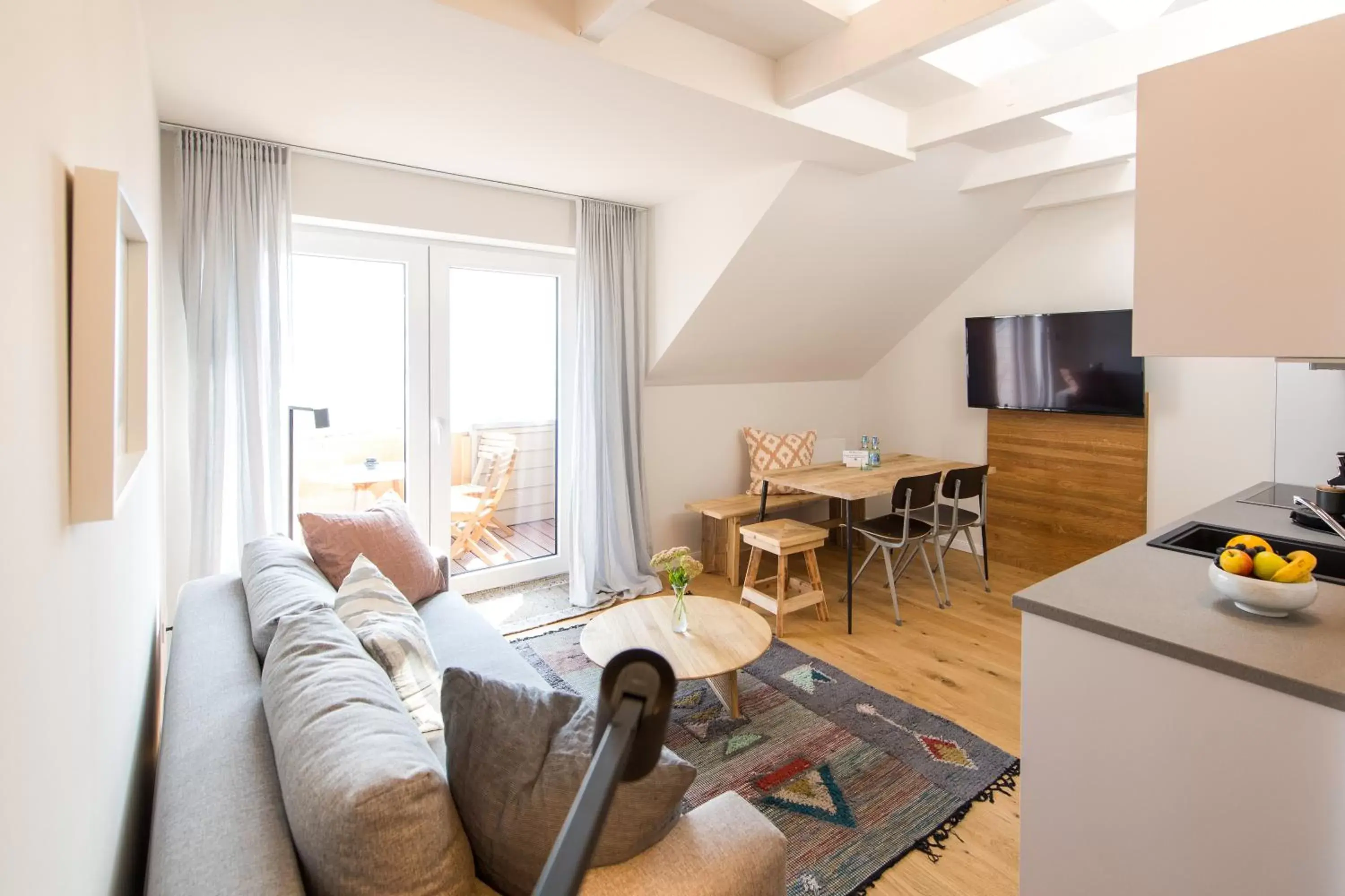 Kitchen or kitchenette, Seating Area in Ostsee-Strandhaus-Holnis