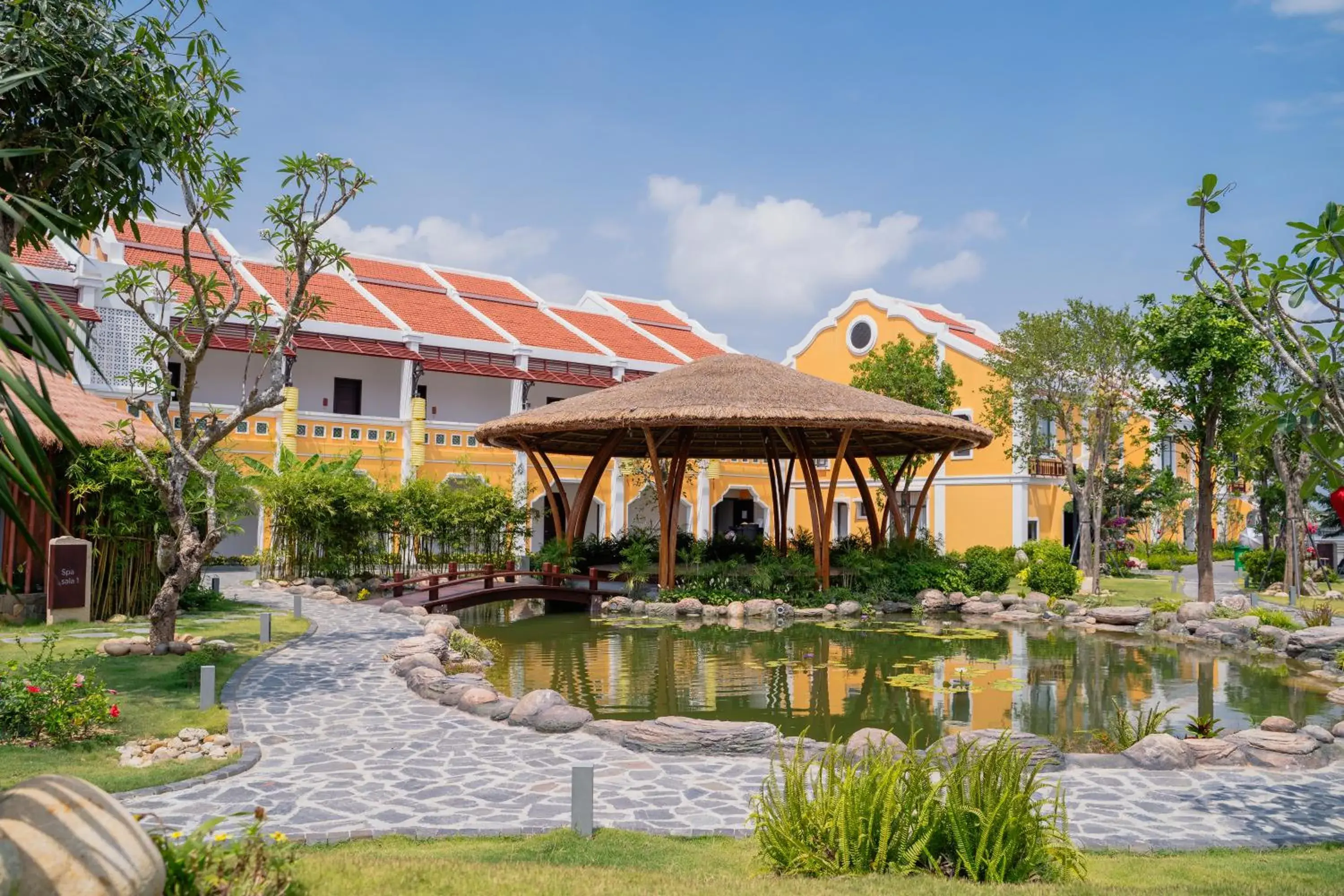 Patio, Property Building in Hoi An Memories Resort & Spa