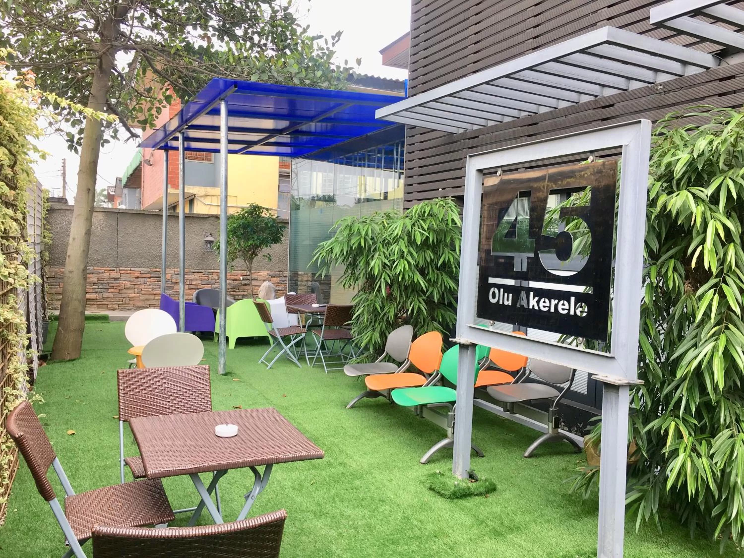 Garden view in Sese Cottage