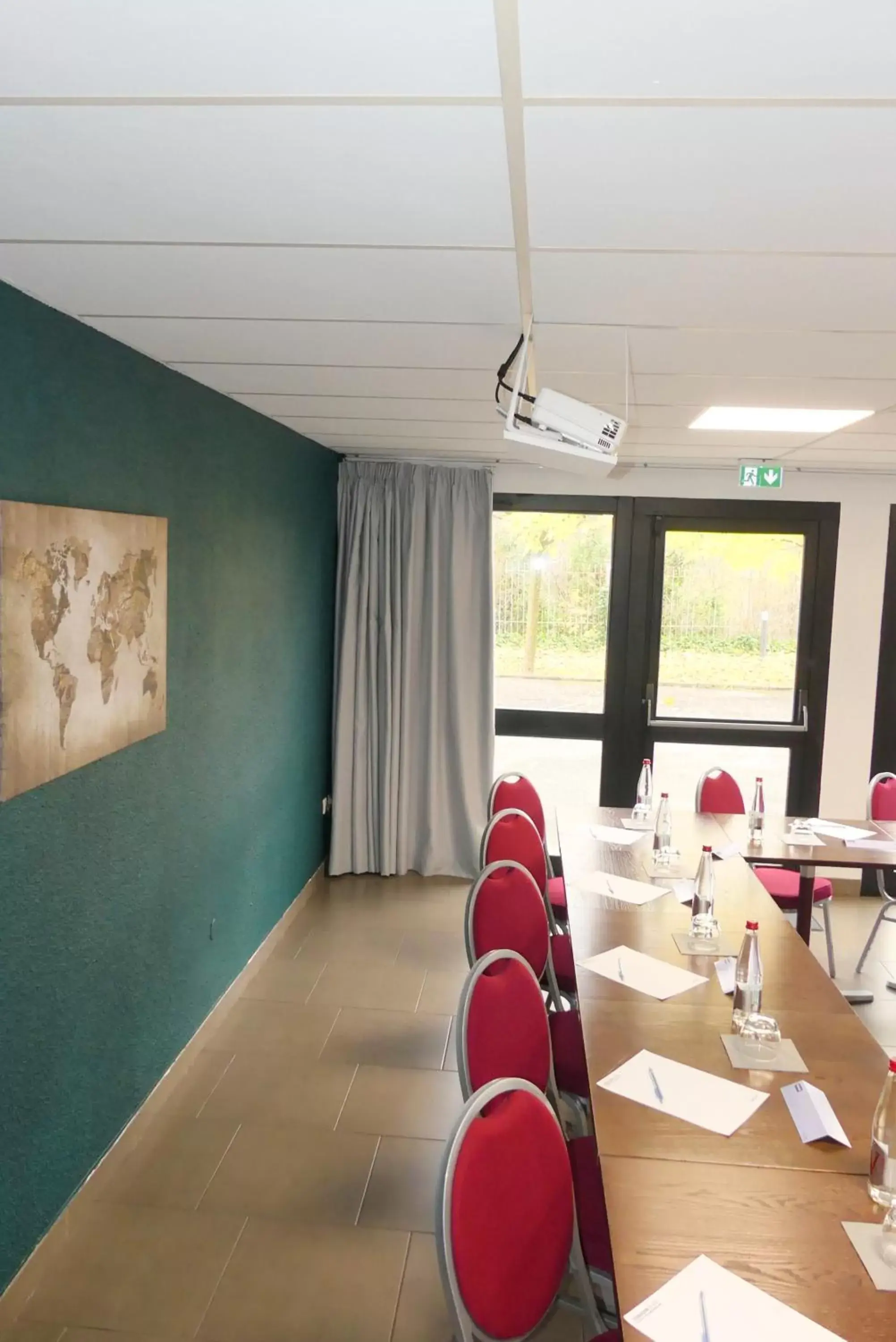 Meeting/conference room in Kyriad Lyon Sud - Saint Genis Laval