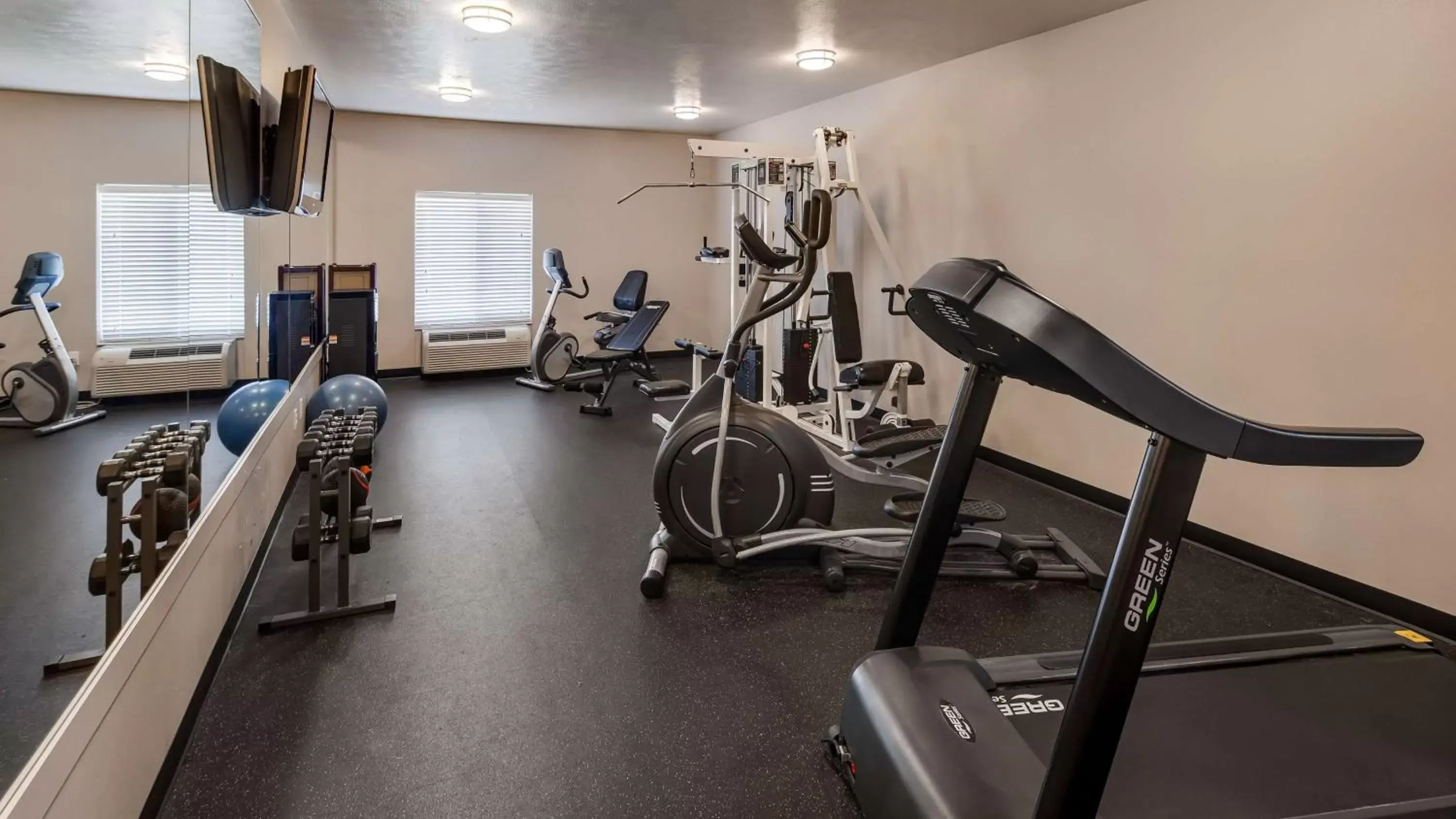 Activities, Fitness Center/Facilities in Best Western Beacon Inn