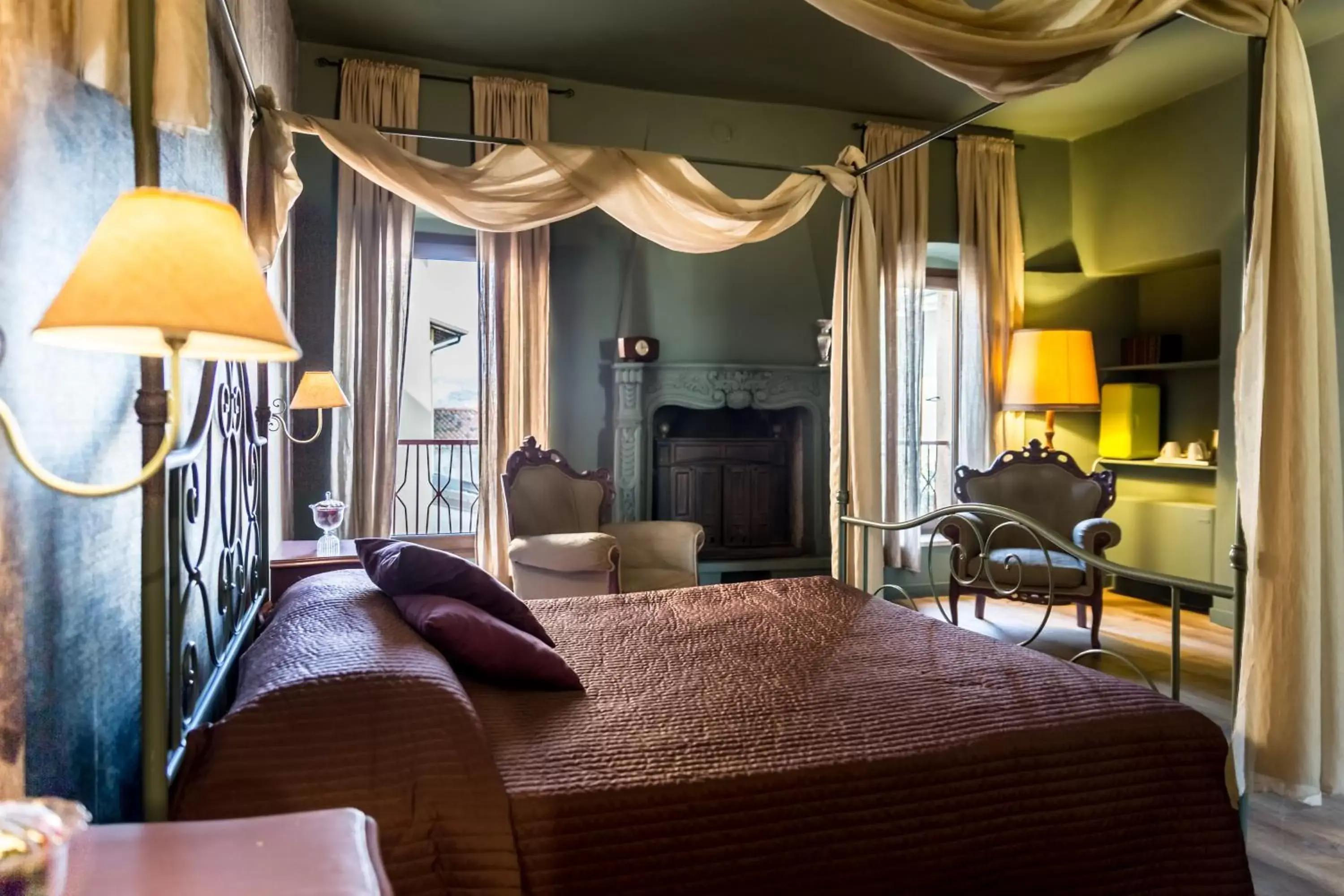 Bed, Seating Area in Antico Borgo B&B con SPA - Adults Only